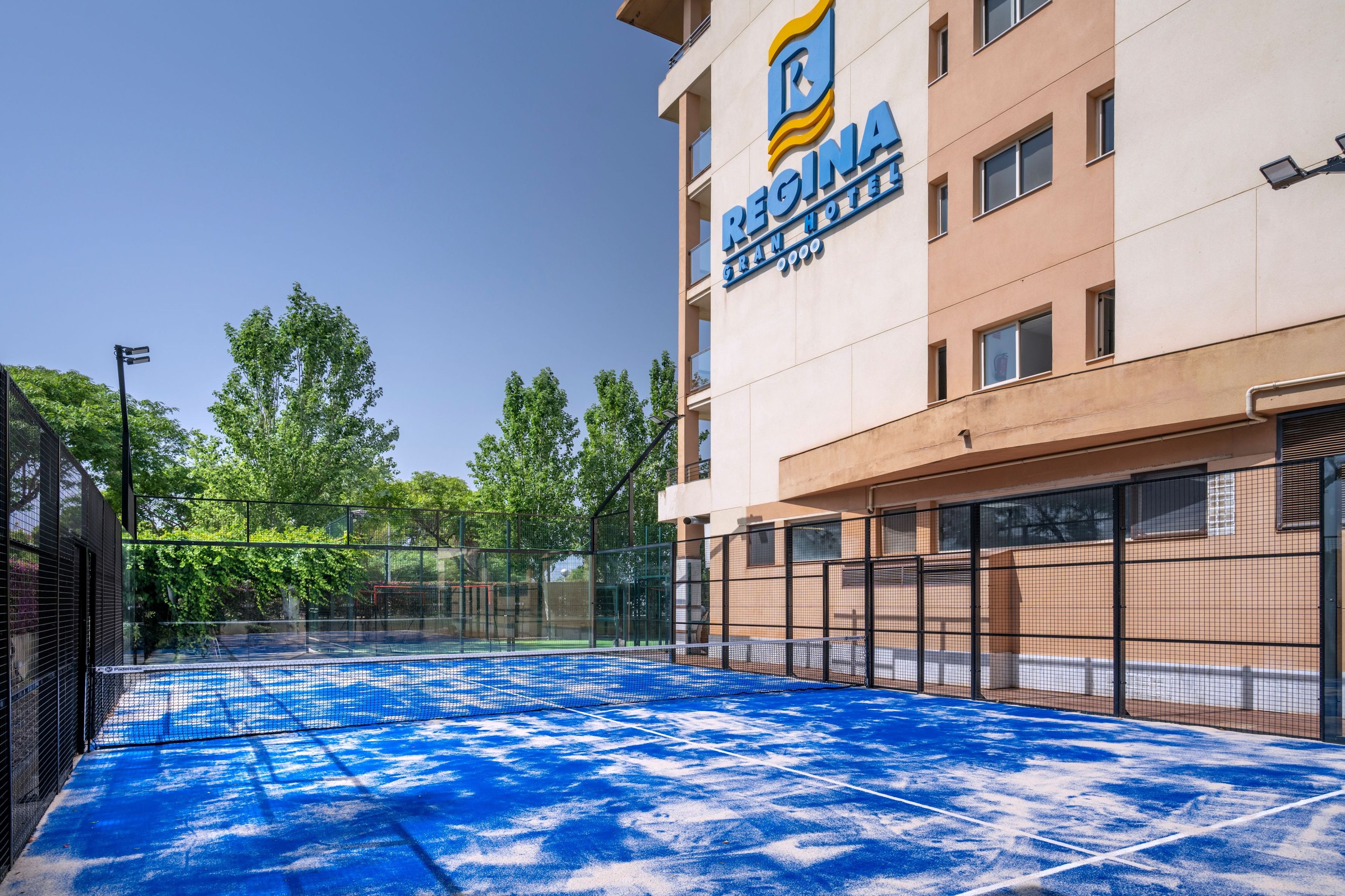4R Gran Regina — photo 11