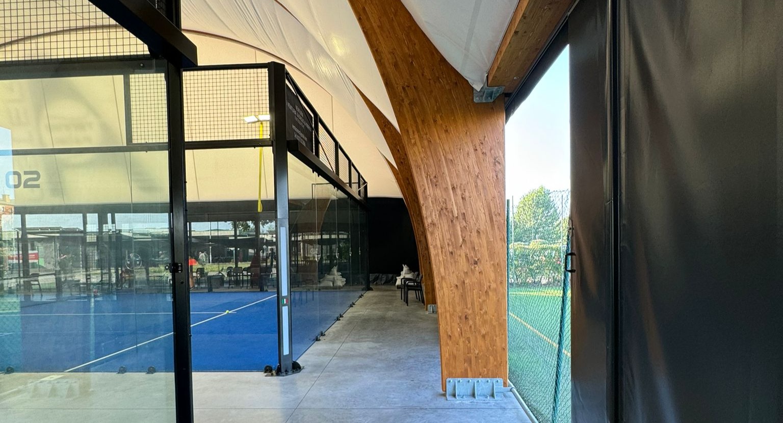 ASTERA TENNIS & PADEL — photo 3