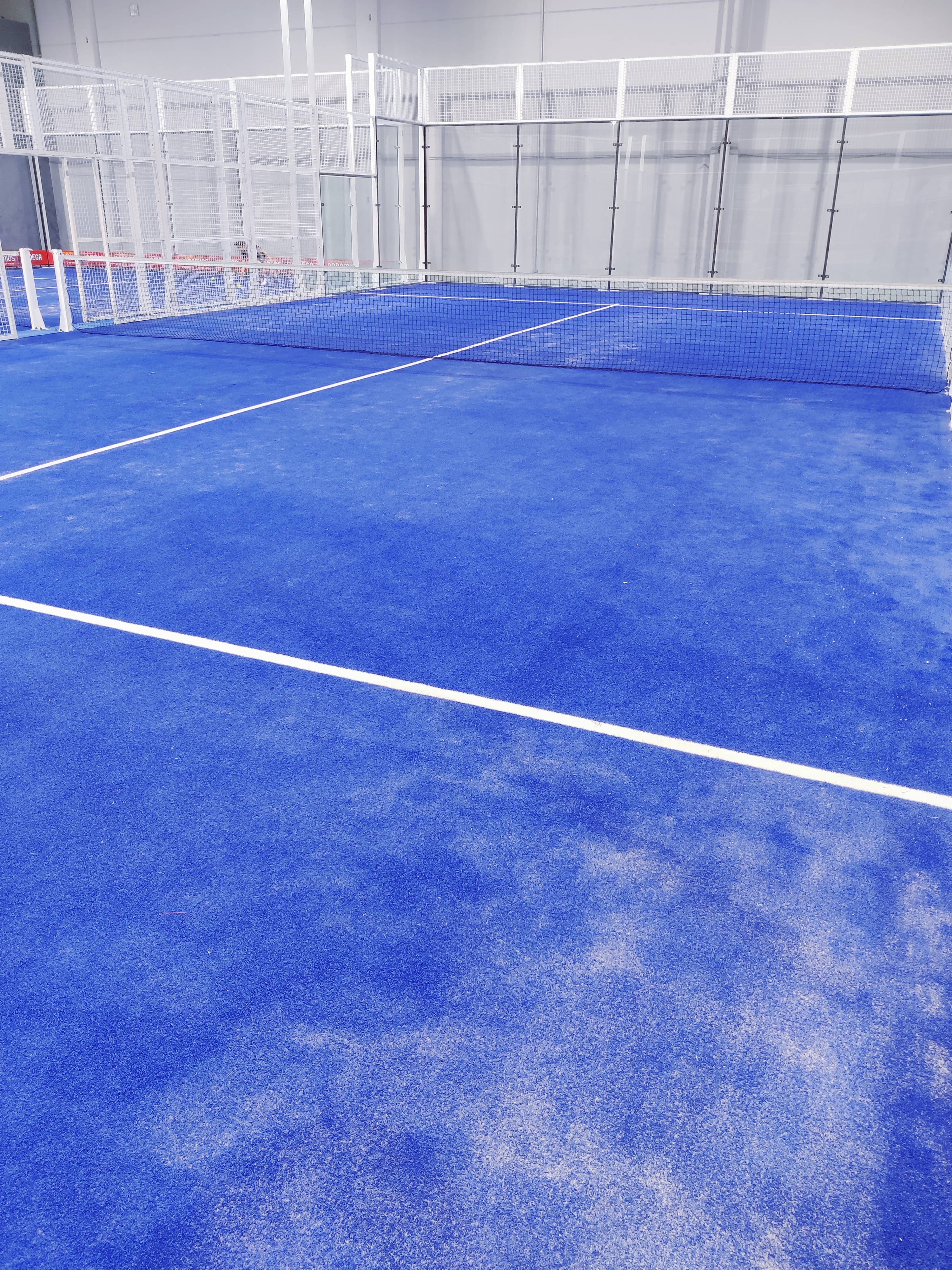 BADALONA INDOOR PADEL CLUB — photo 3