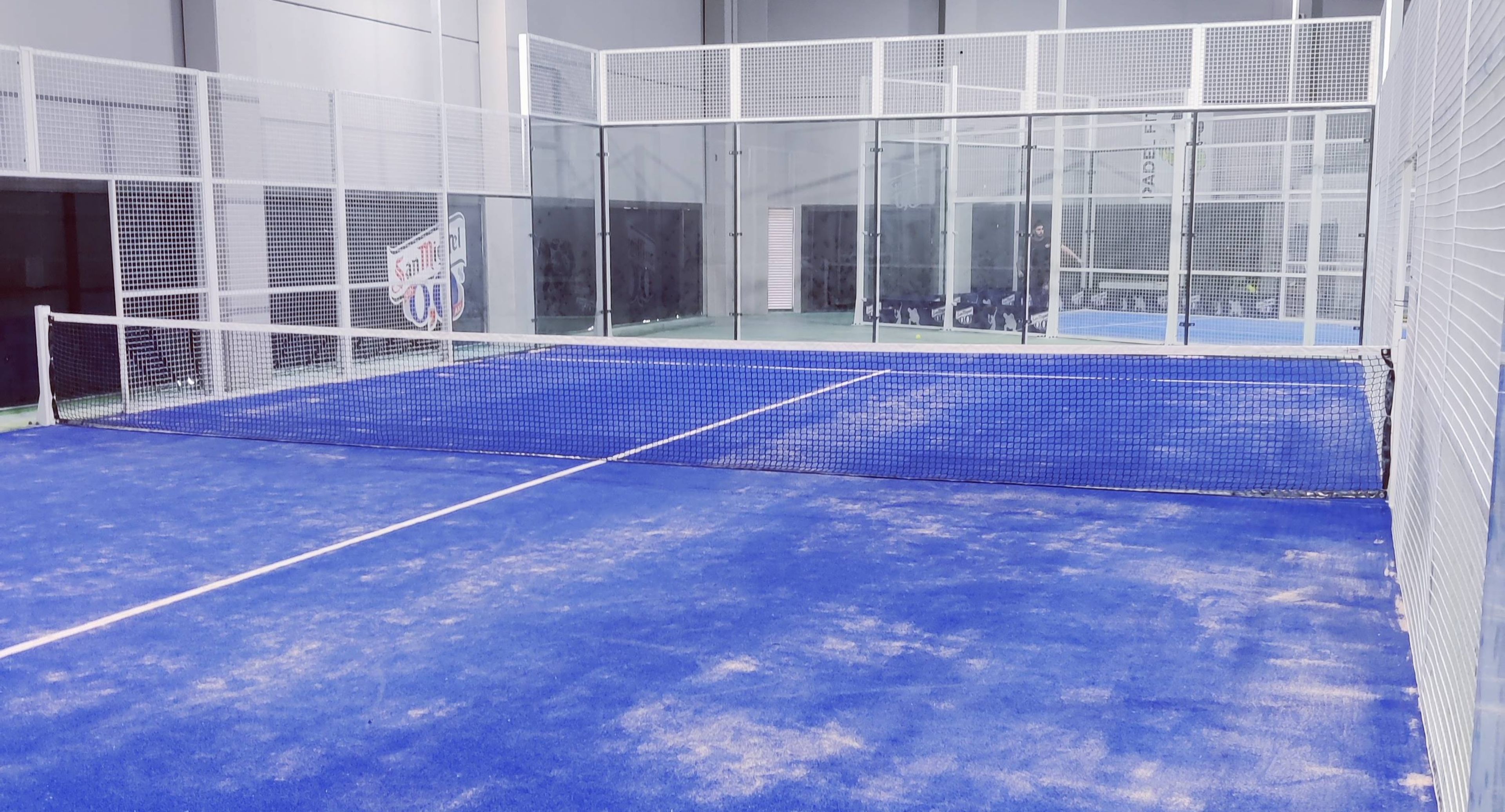 BADALONA INDOOR PADEL CLUB — photo 7