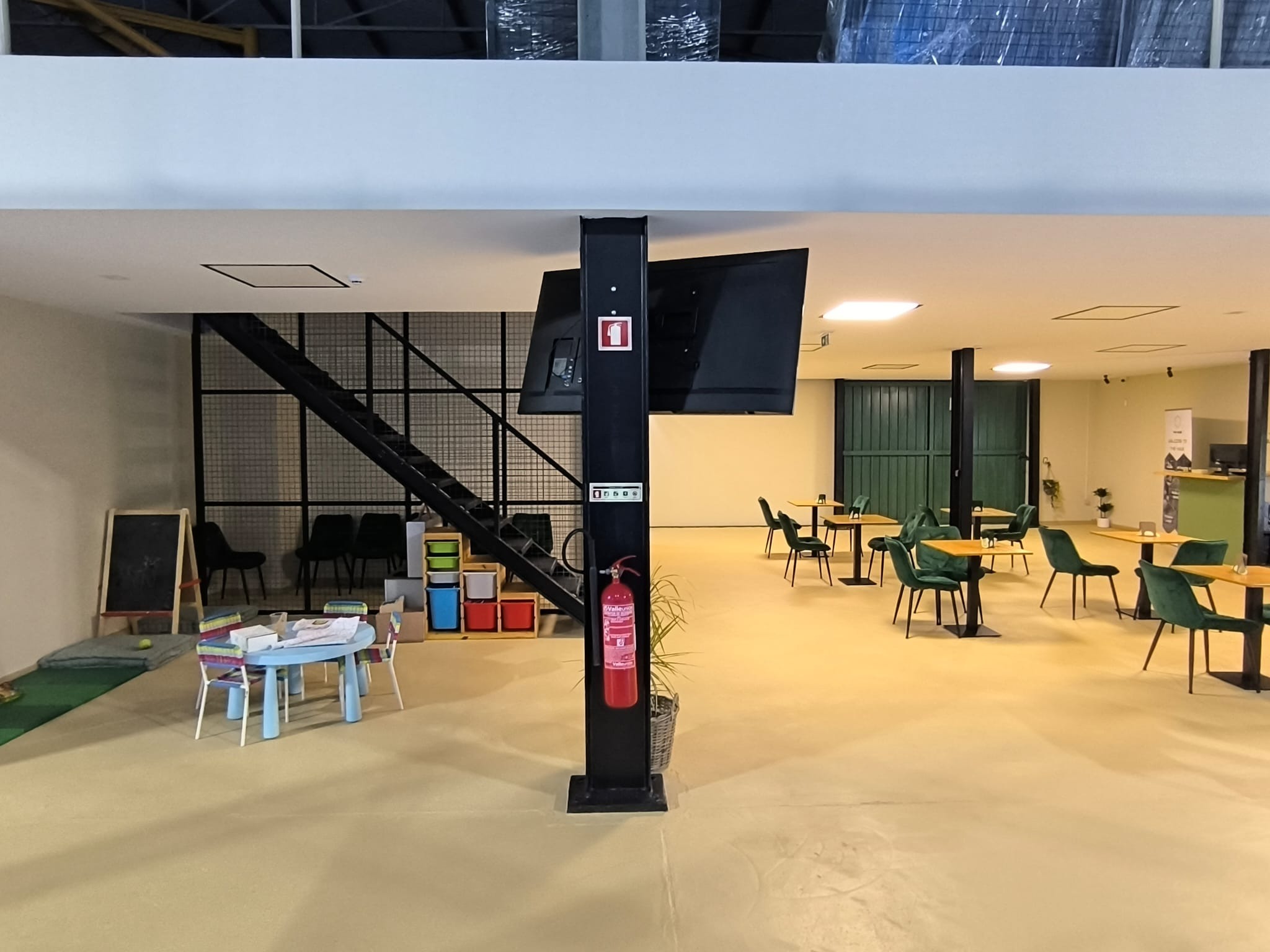 Base Padel Club — photo 4