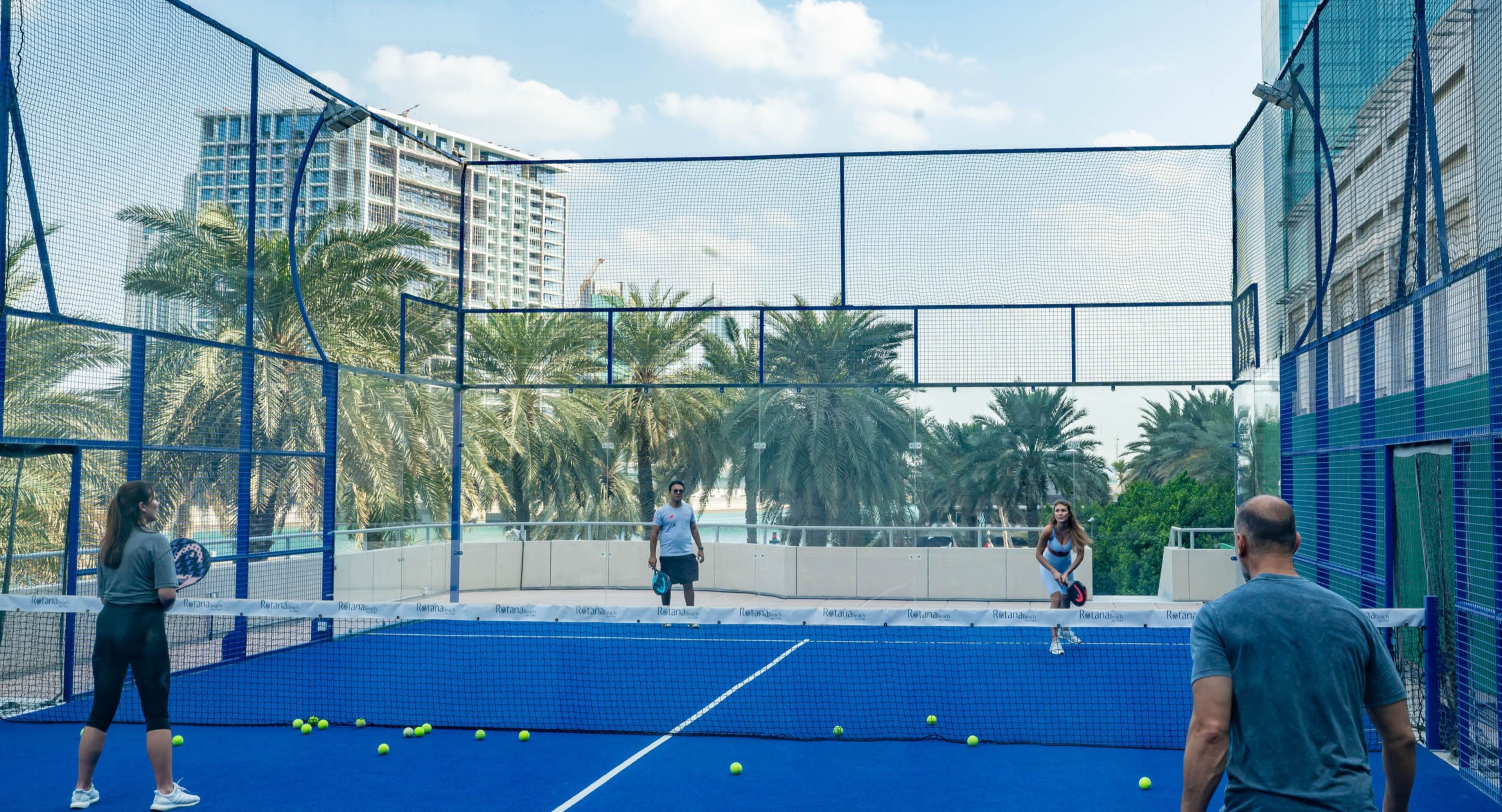 Beach Rotana Hotel — photo 7