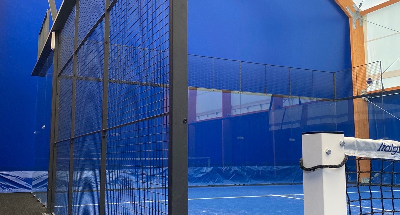 ‘BOMBONERA’ LIROS Padel. Court — photo 3