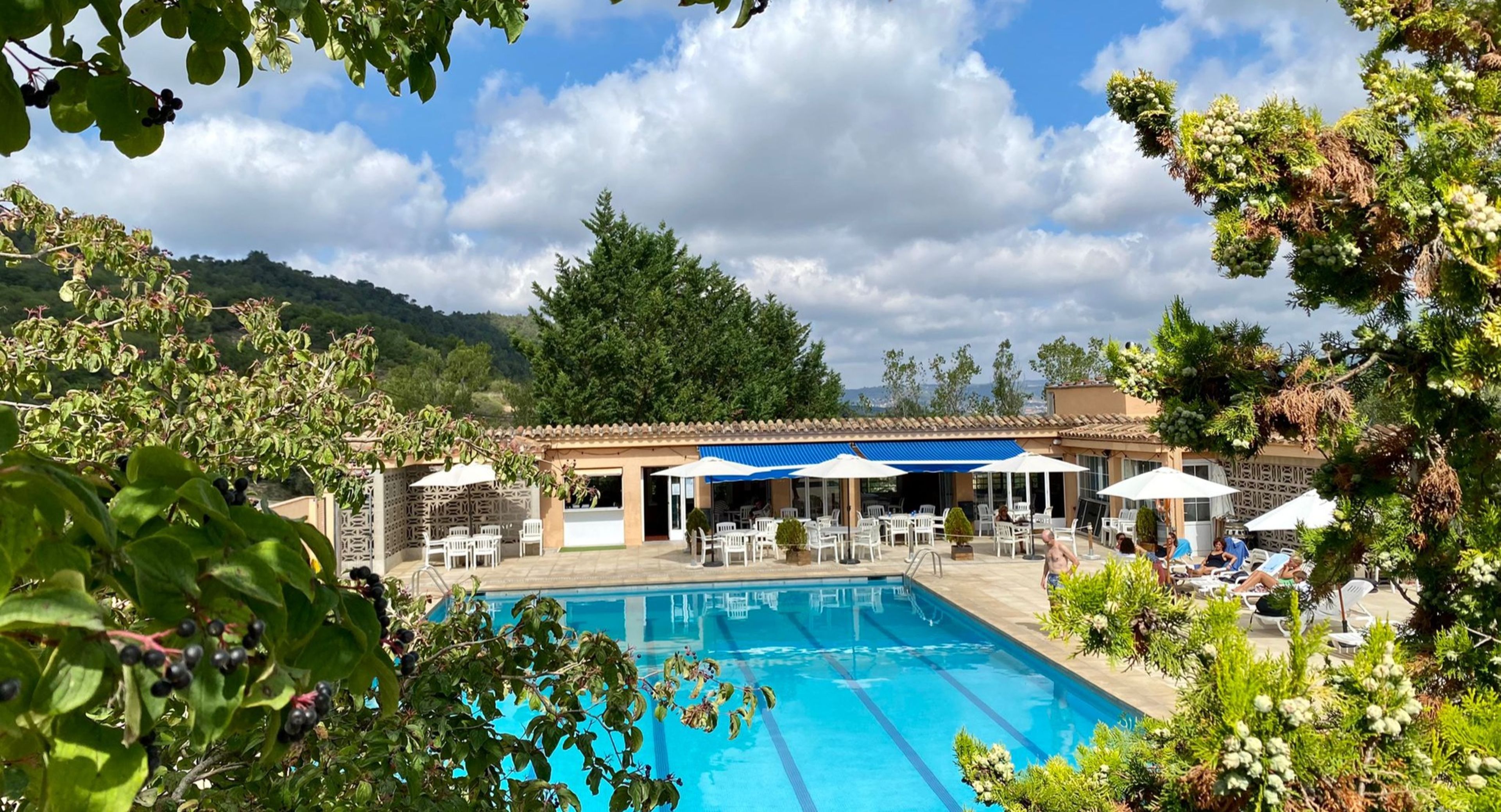 Club Castell — photo 2