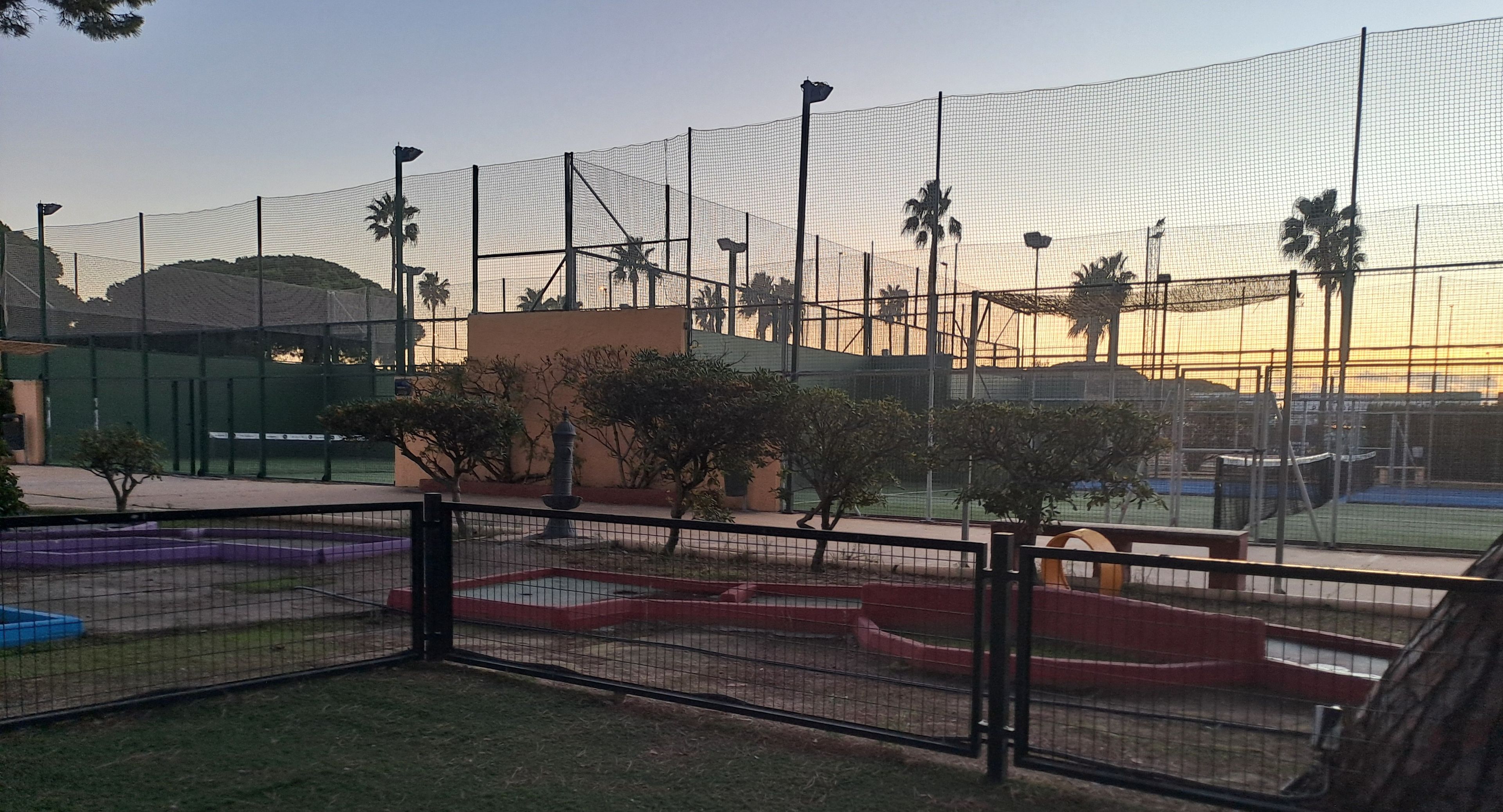 Club La Isleta — photo 2