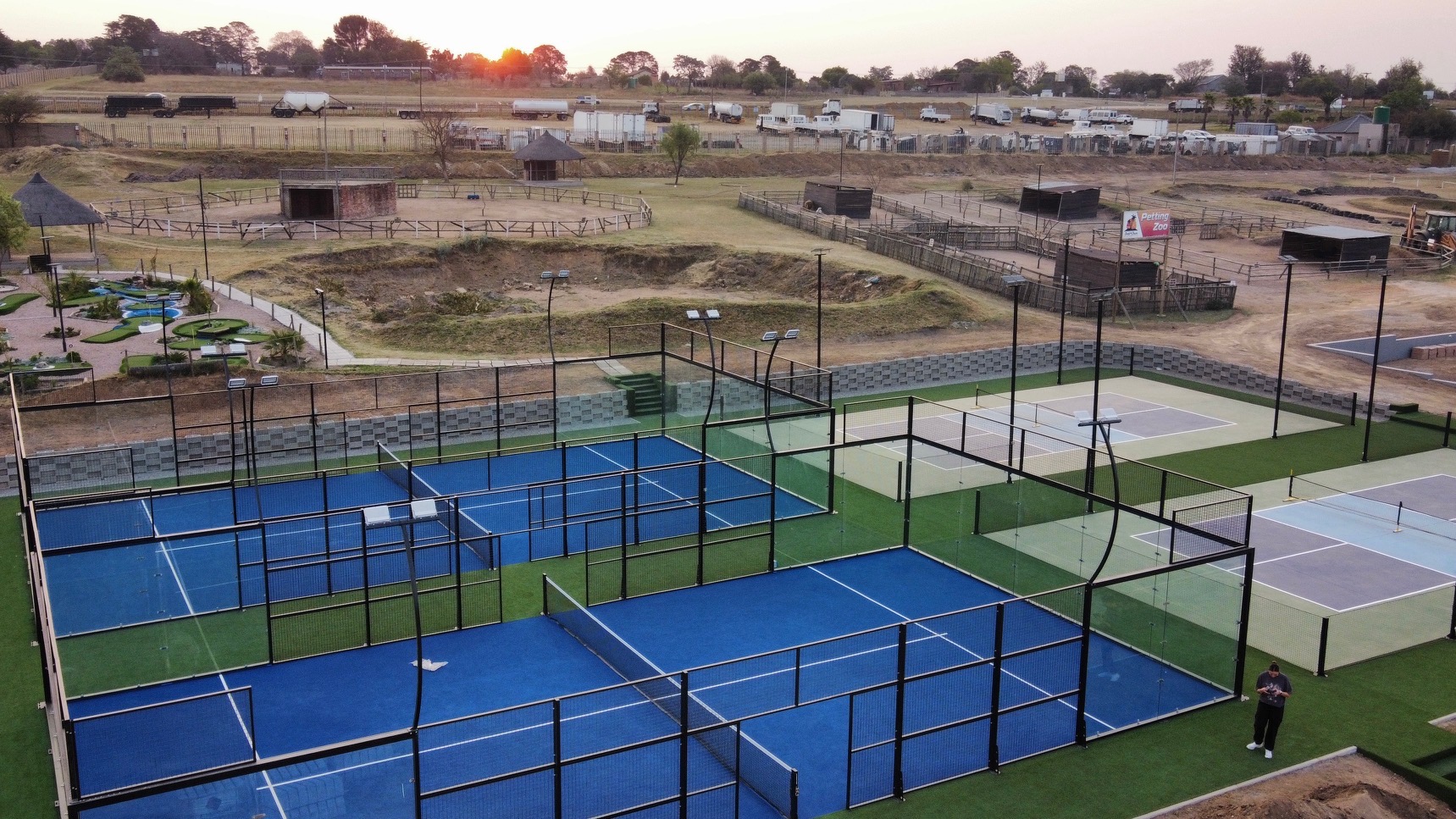 Deck and Dam Padel — photo 4