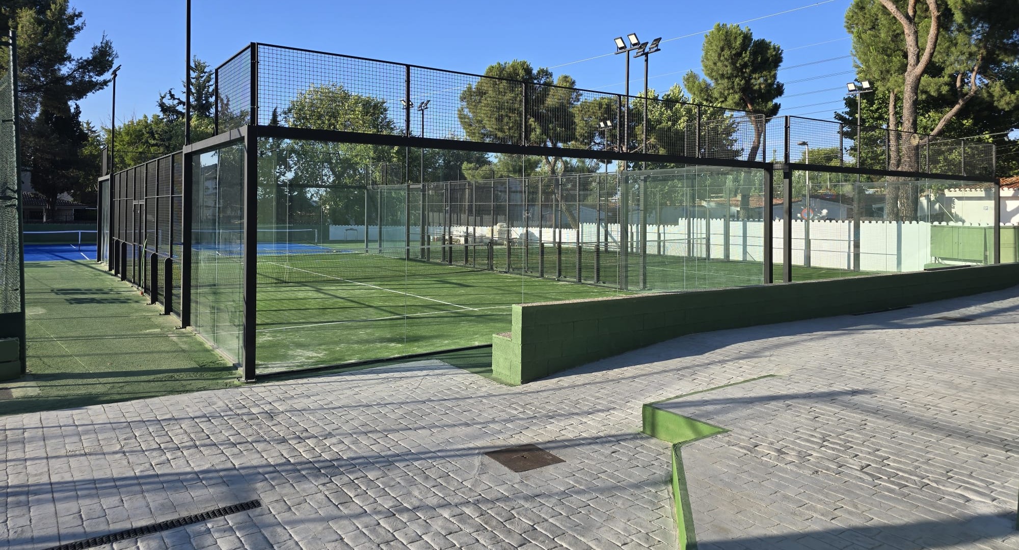 Escuela de Tenis y Pádel Somosaguas — photo 1