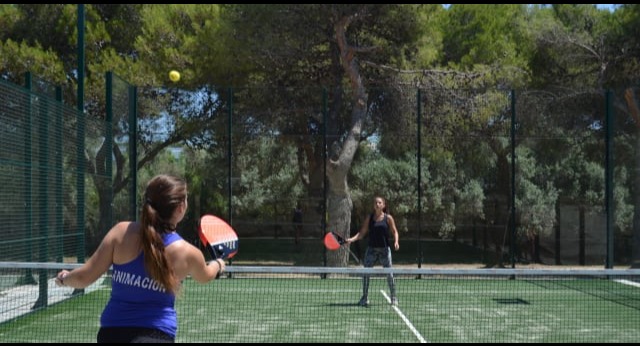 HOLACAMP SITGES GARROFER — photo 1