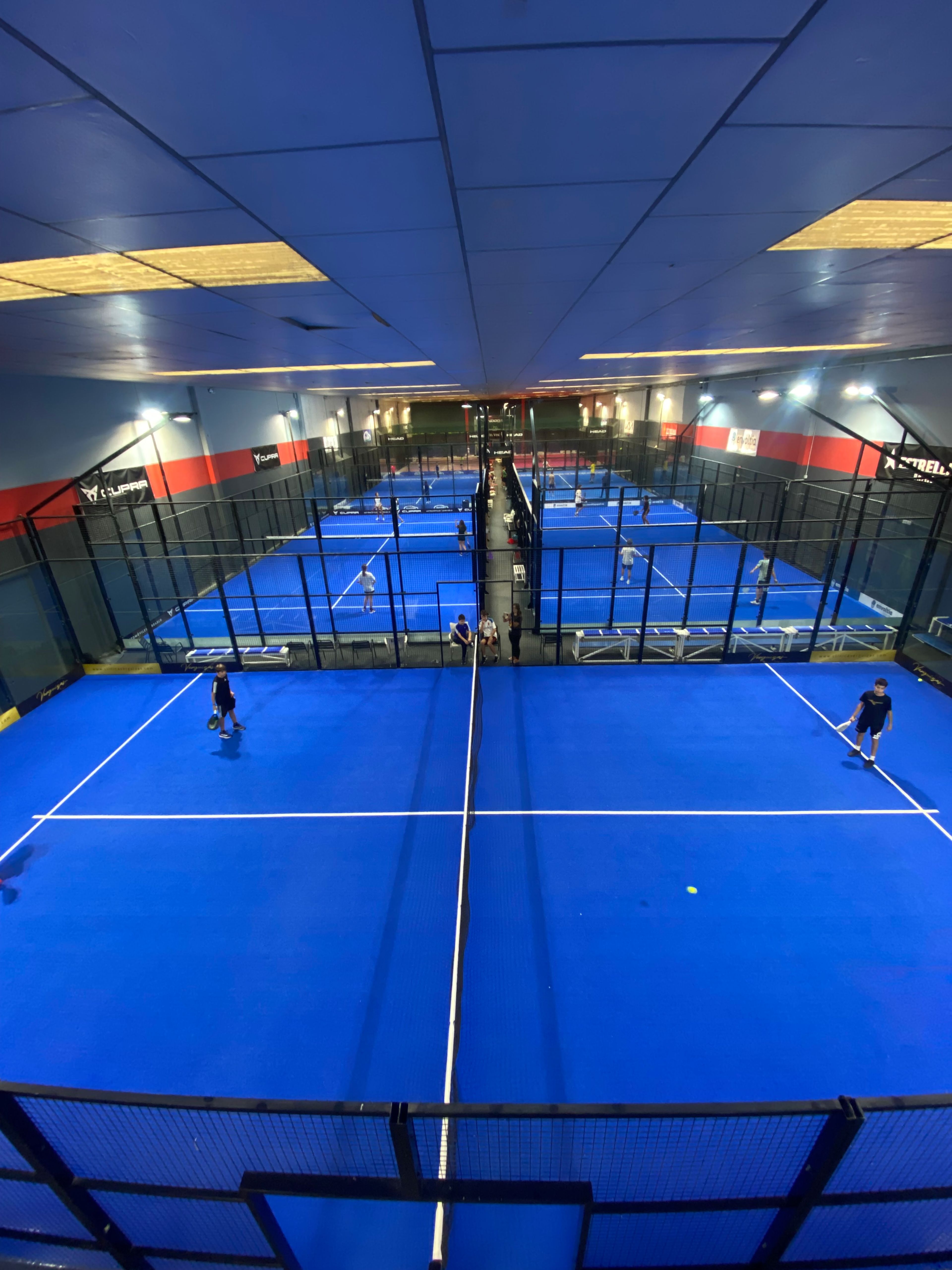 Indoor Huesca — photo 4