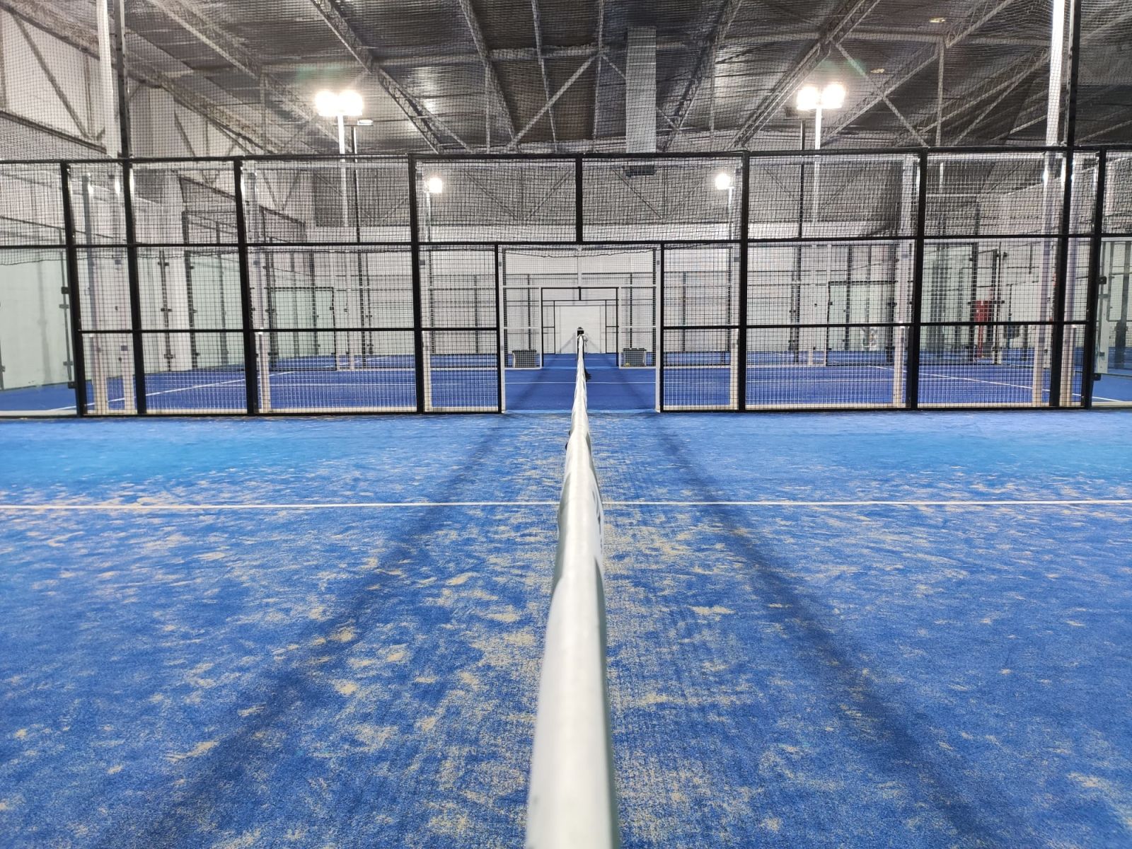 Iron Padel Indoor Sevilla — photo 1