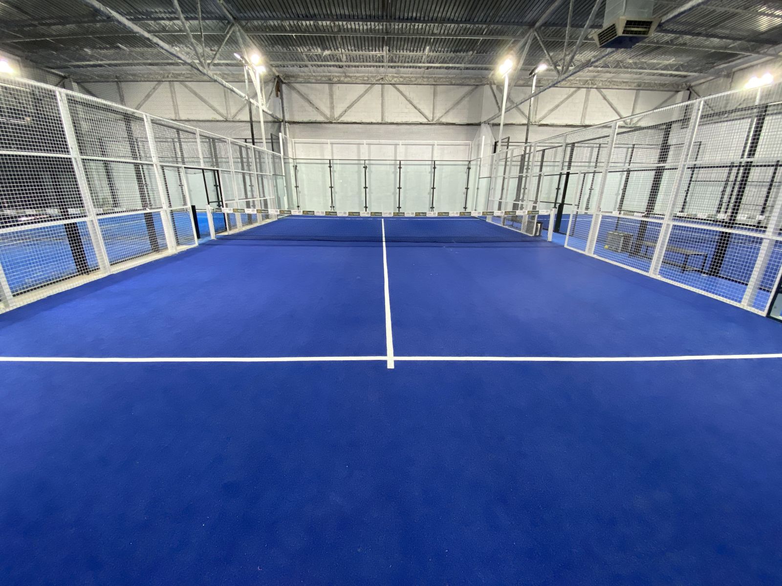 Iron Padel Indoor Sevilla — photo 4
