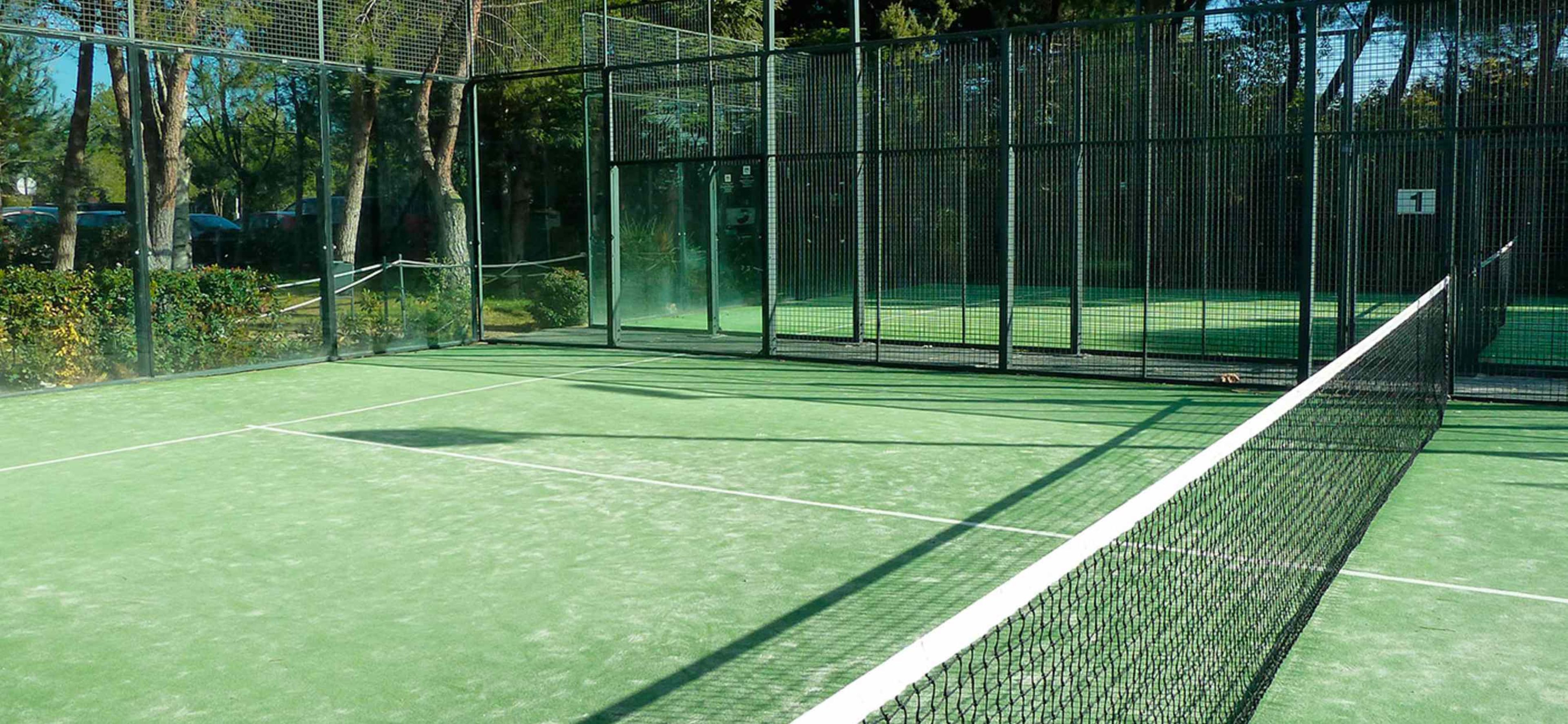 Liceo Europeo - Pádel y Fútbol — photo 3