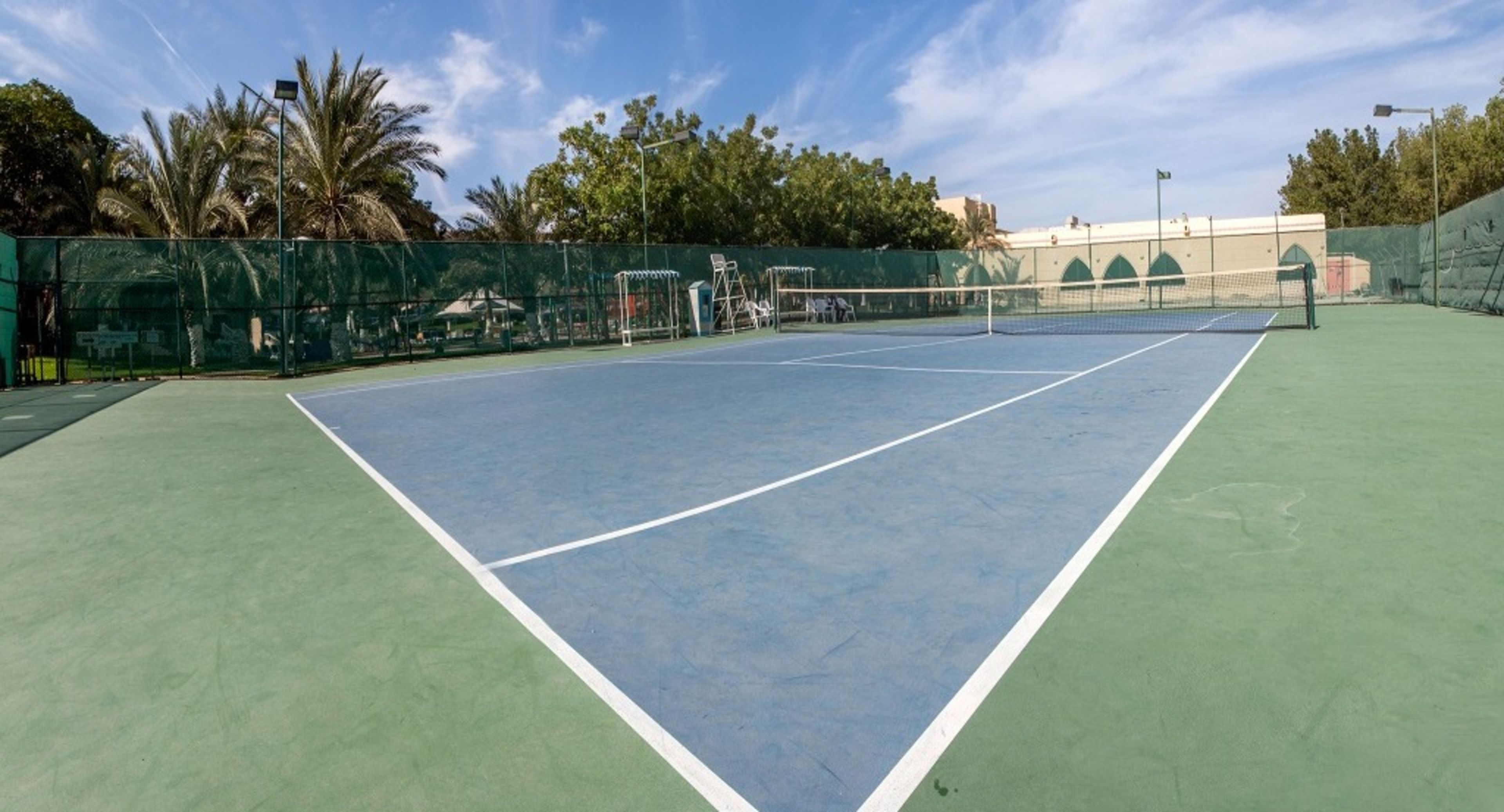 Metropolitan Al Mafraq Hotel — photo 4