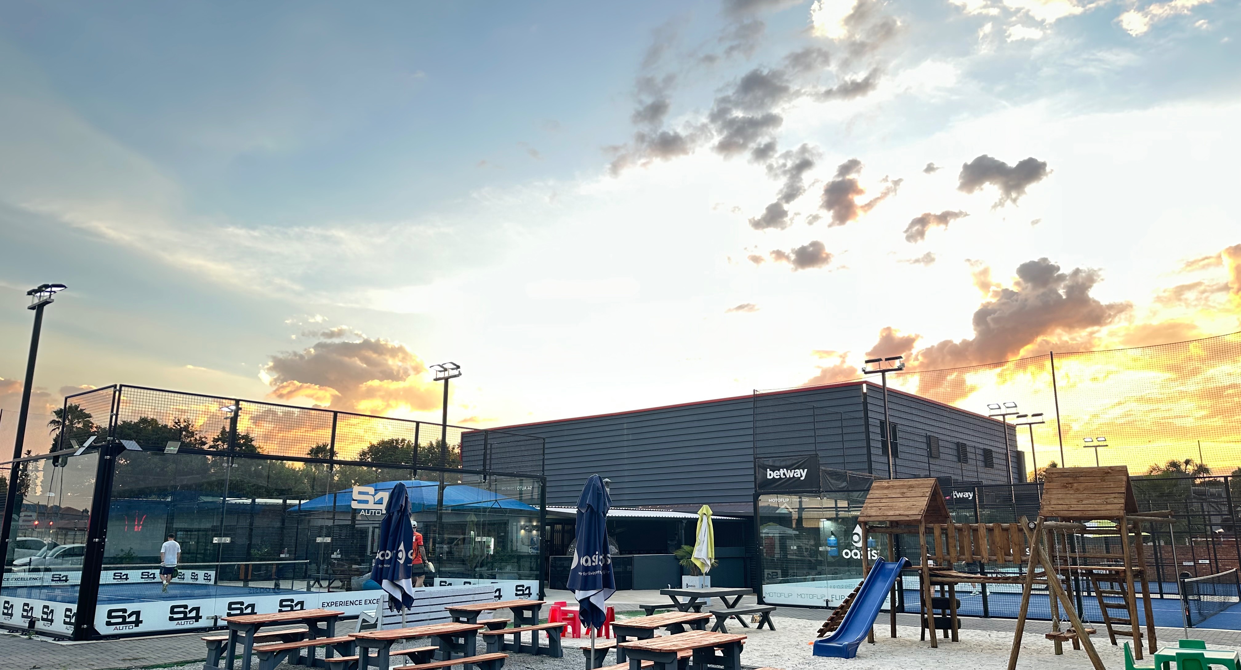 N12 Padel — photo 1