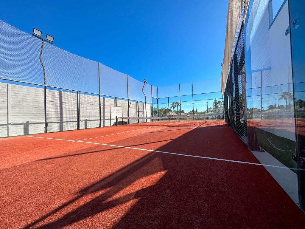 Oxygen Padel Club Calahonda — photo 3