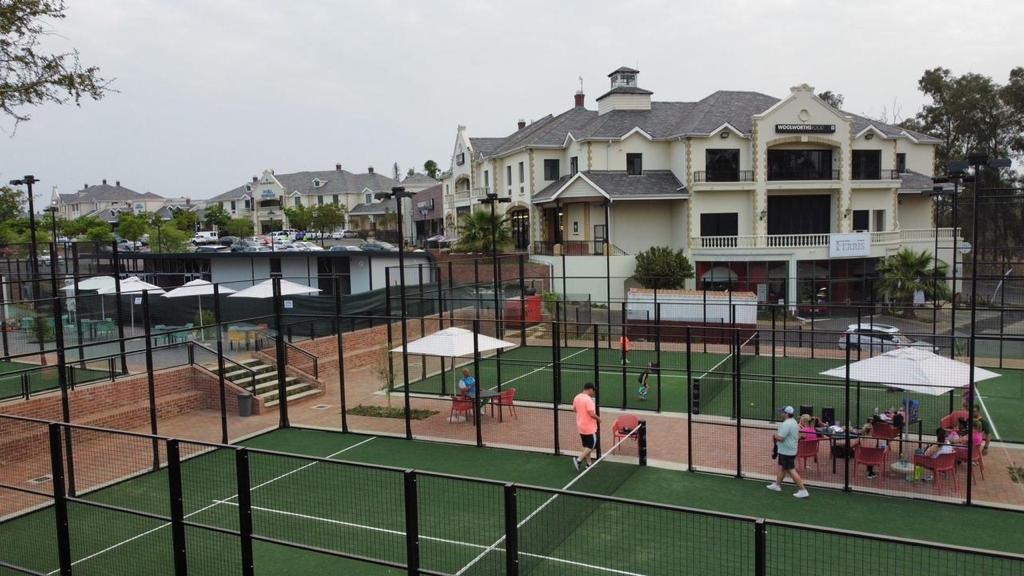 Padel and Social Club - Broadacres — photo 3
