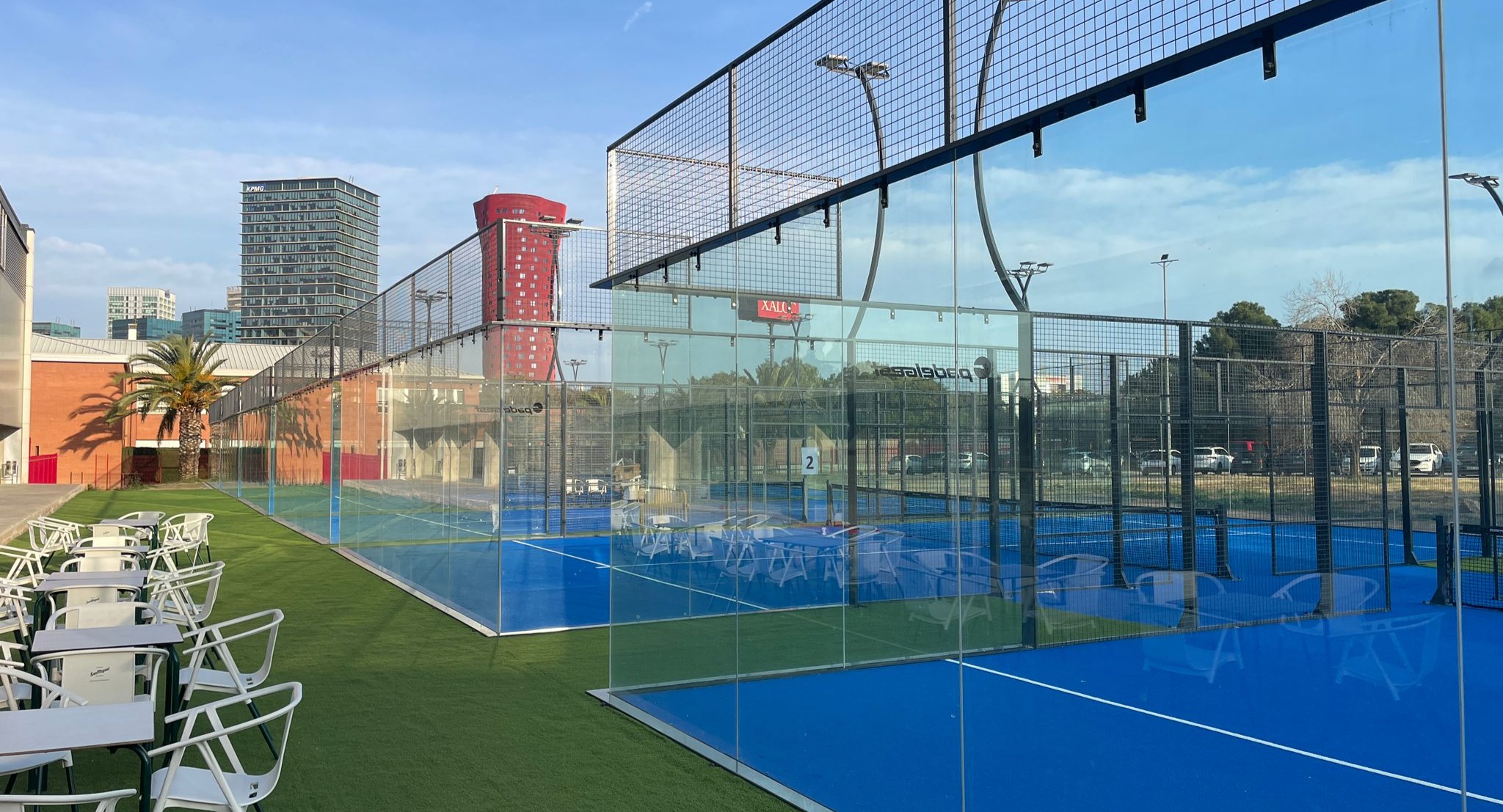 Padel Gran Via (com. educ. Xaloc) — photo 1