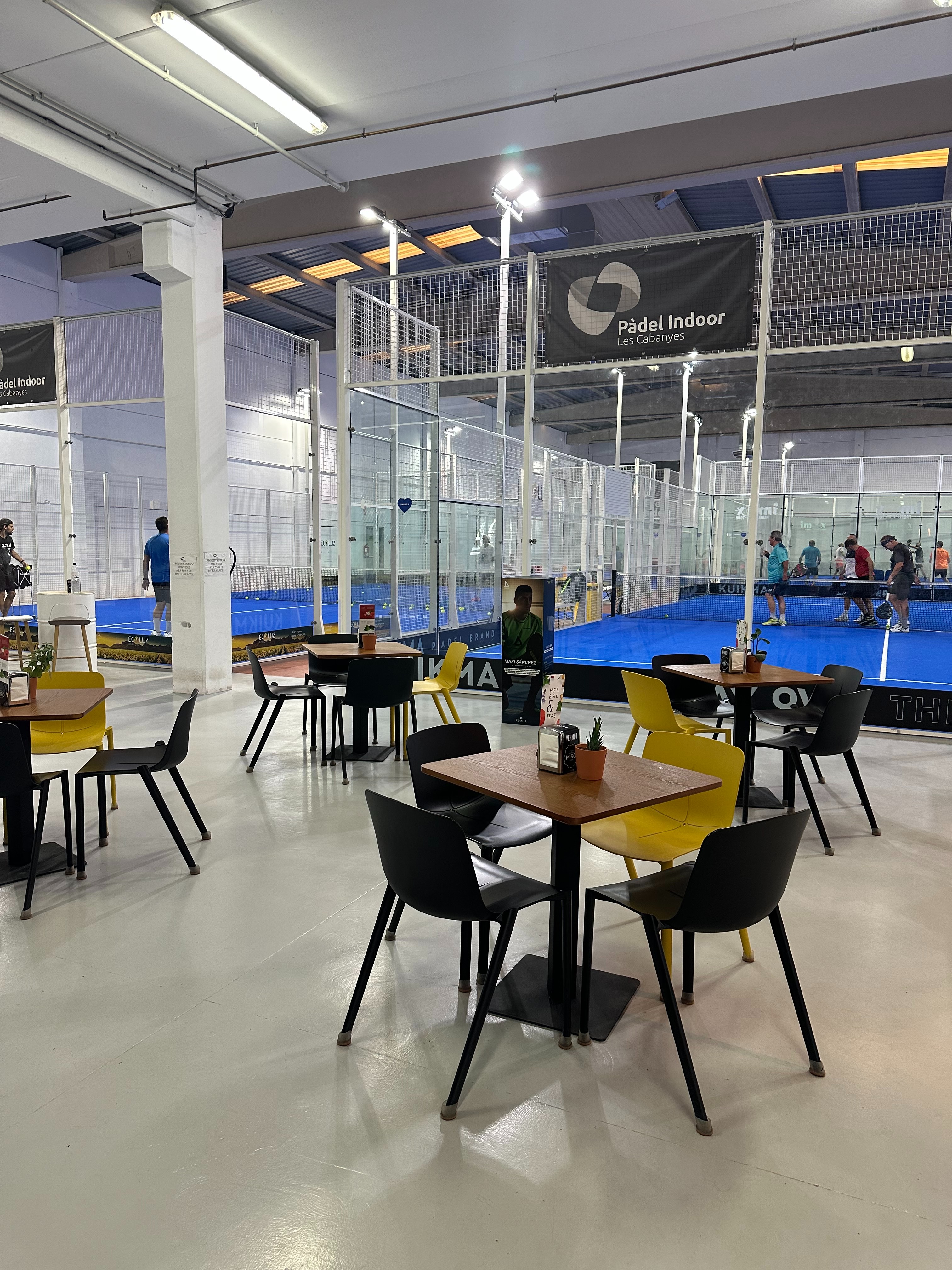 Padel Indoor Les Cabanyes — photo 14