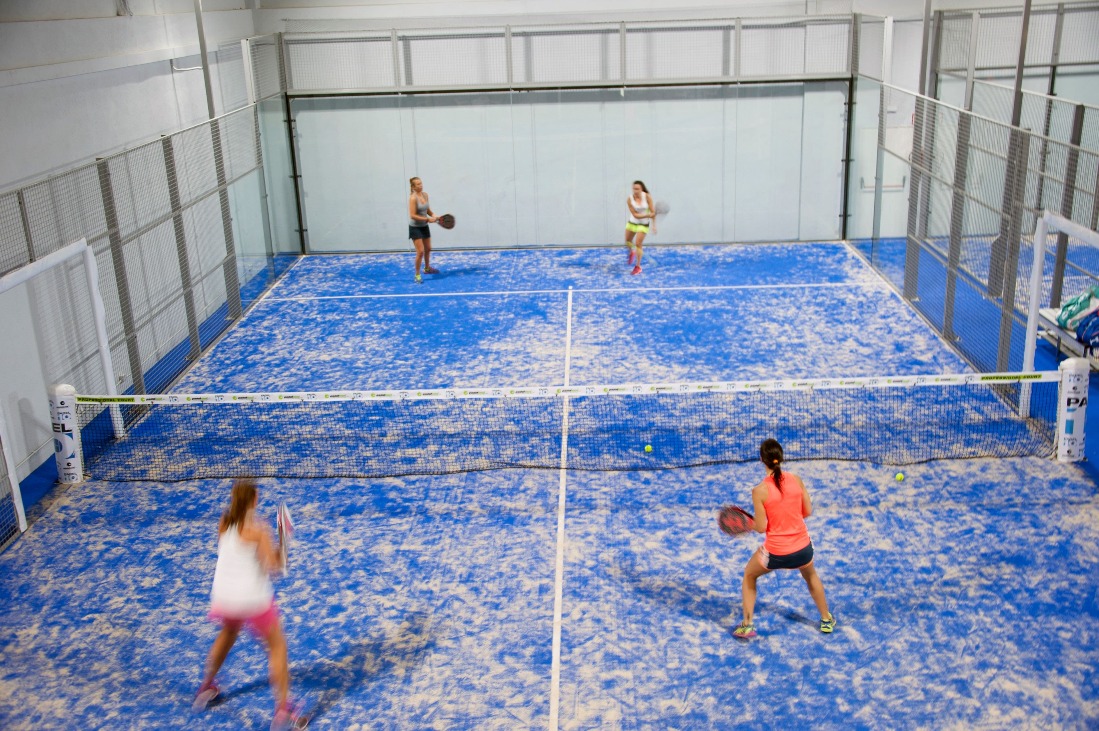 Padel Indoor Lloret — photo 3