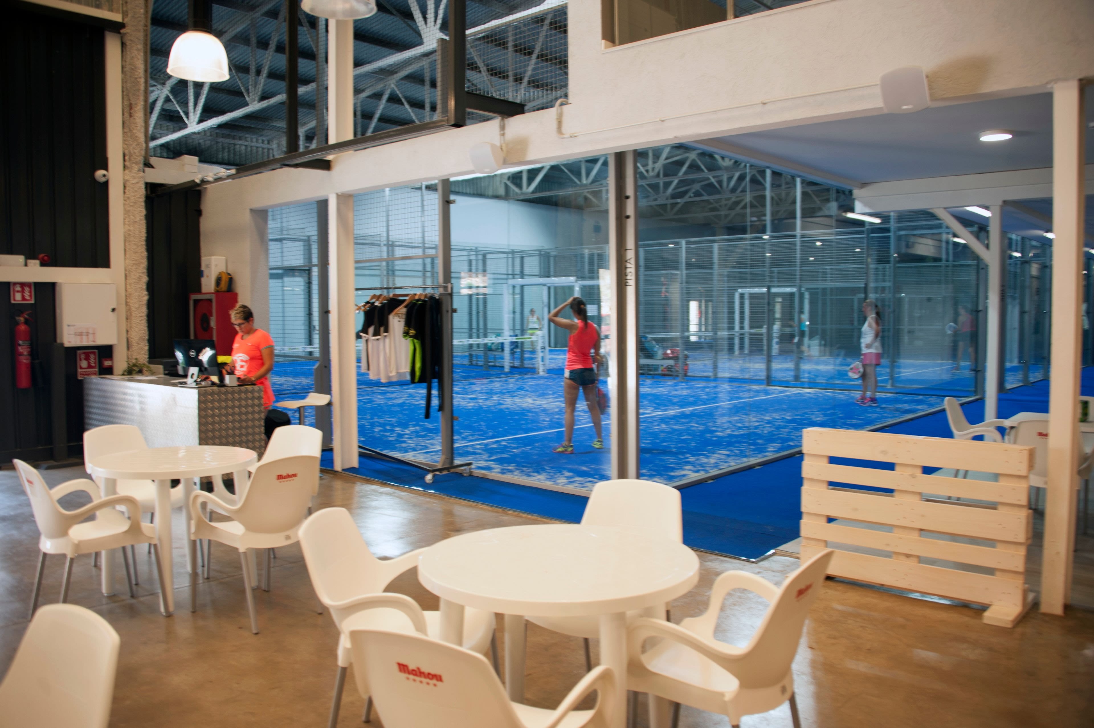 Padel Indoor Lloret — photo 4