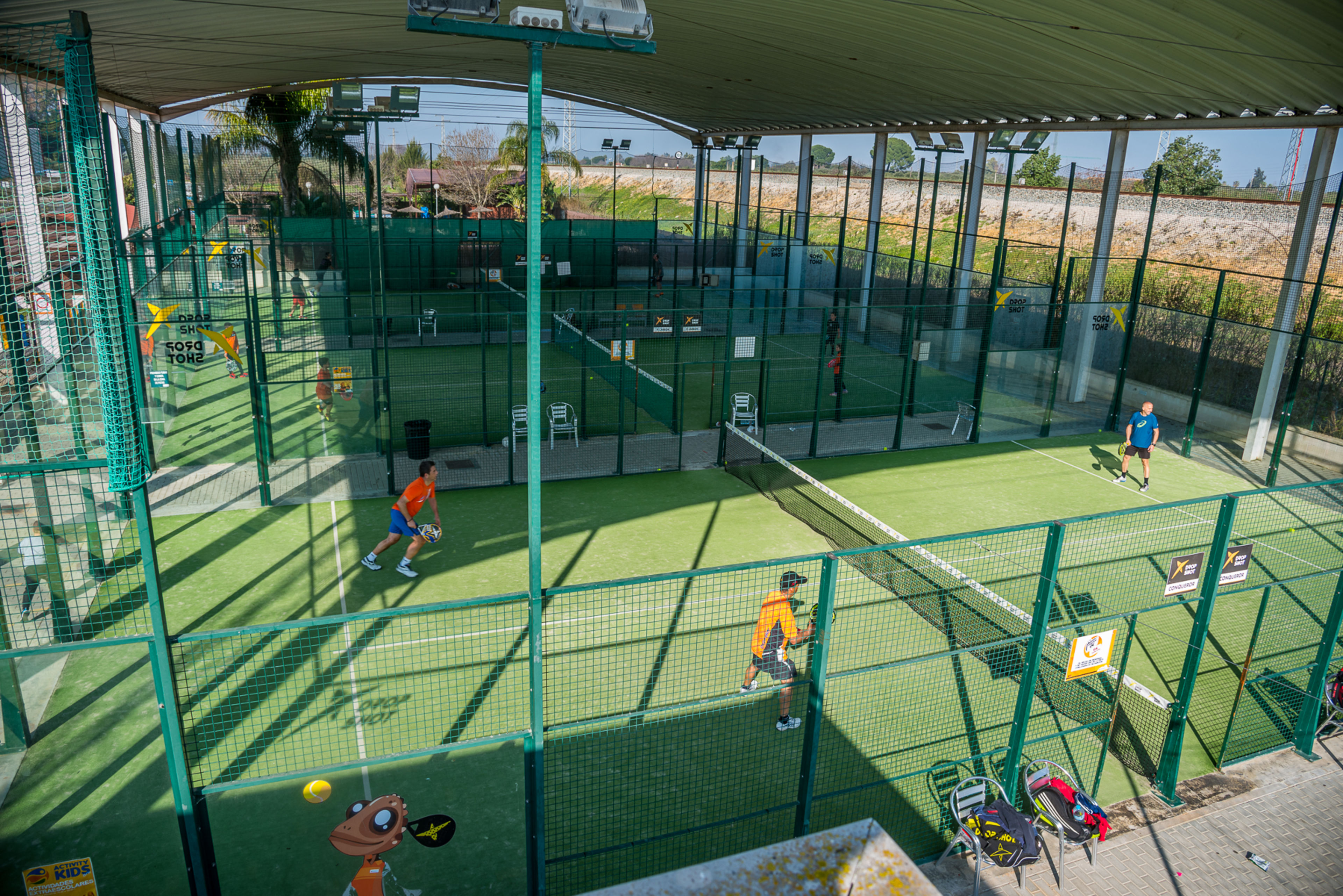 Pádel Indoor Utrera-Almazara Club — photo 8