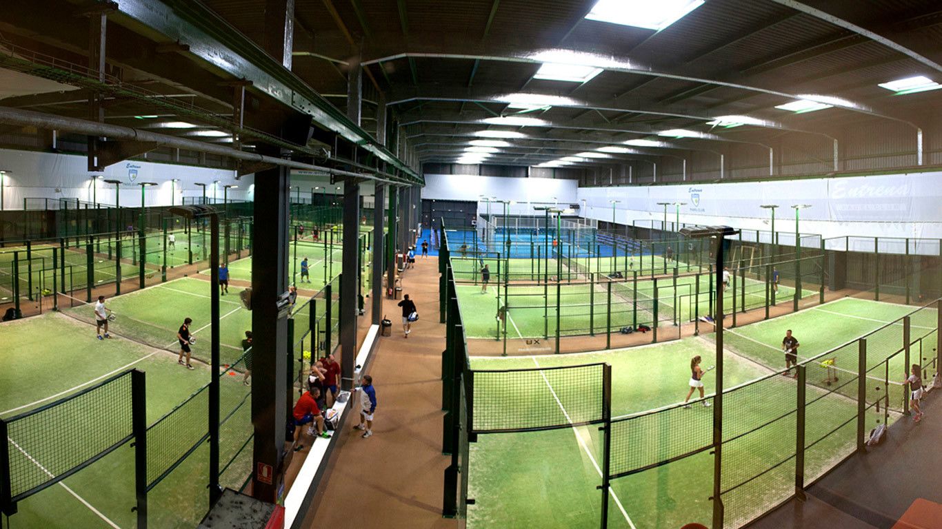 Padel Reyno De Navarra — photo 1
