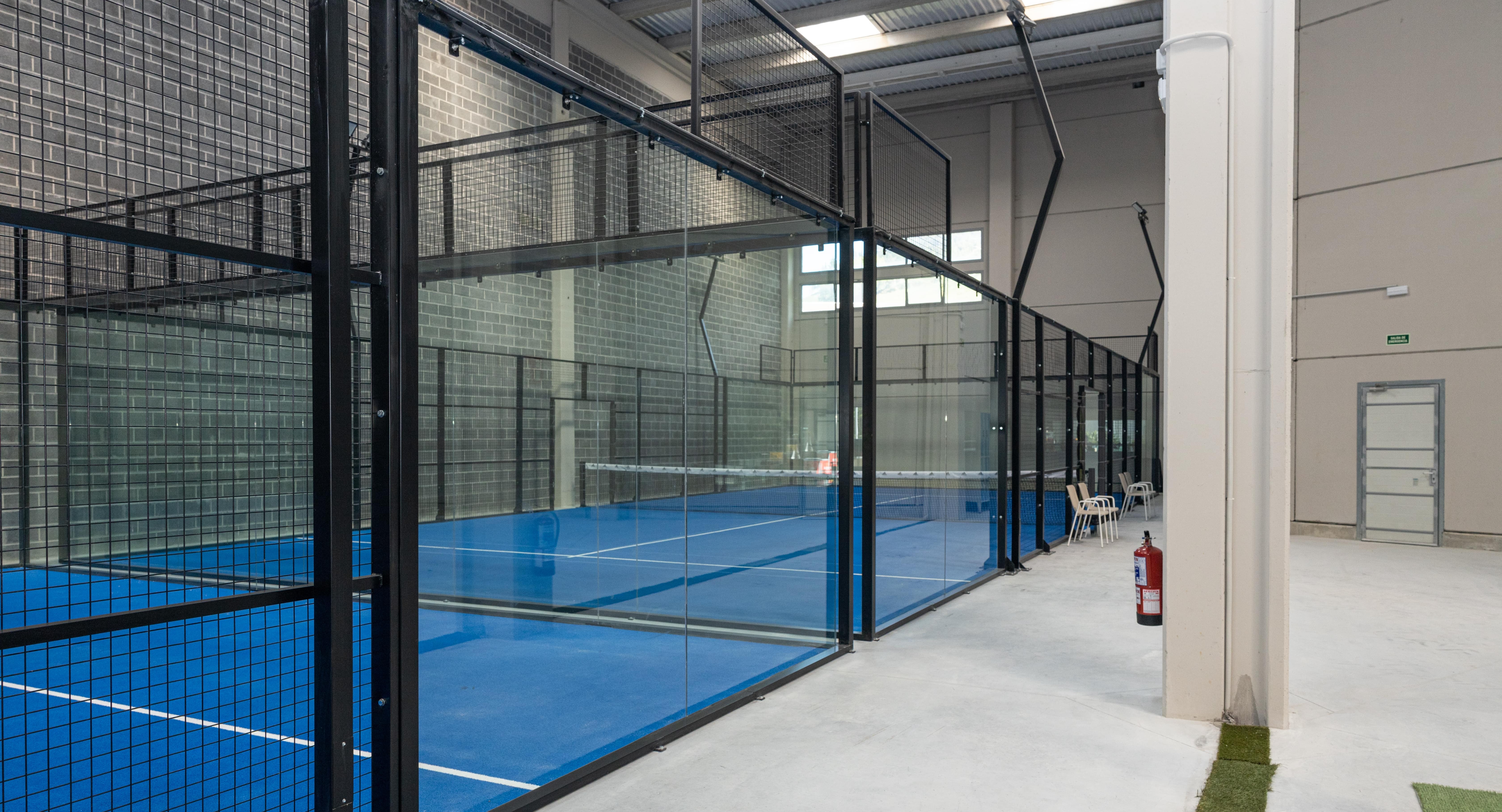 PADEL SATURRARAN — photo 1