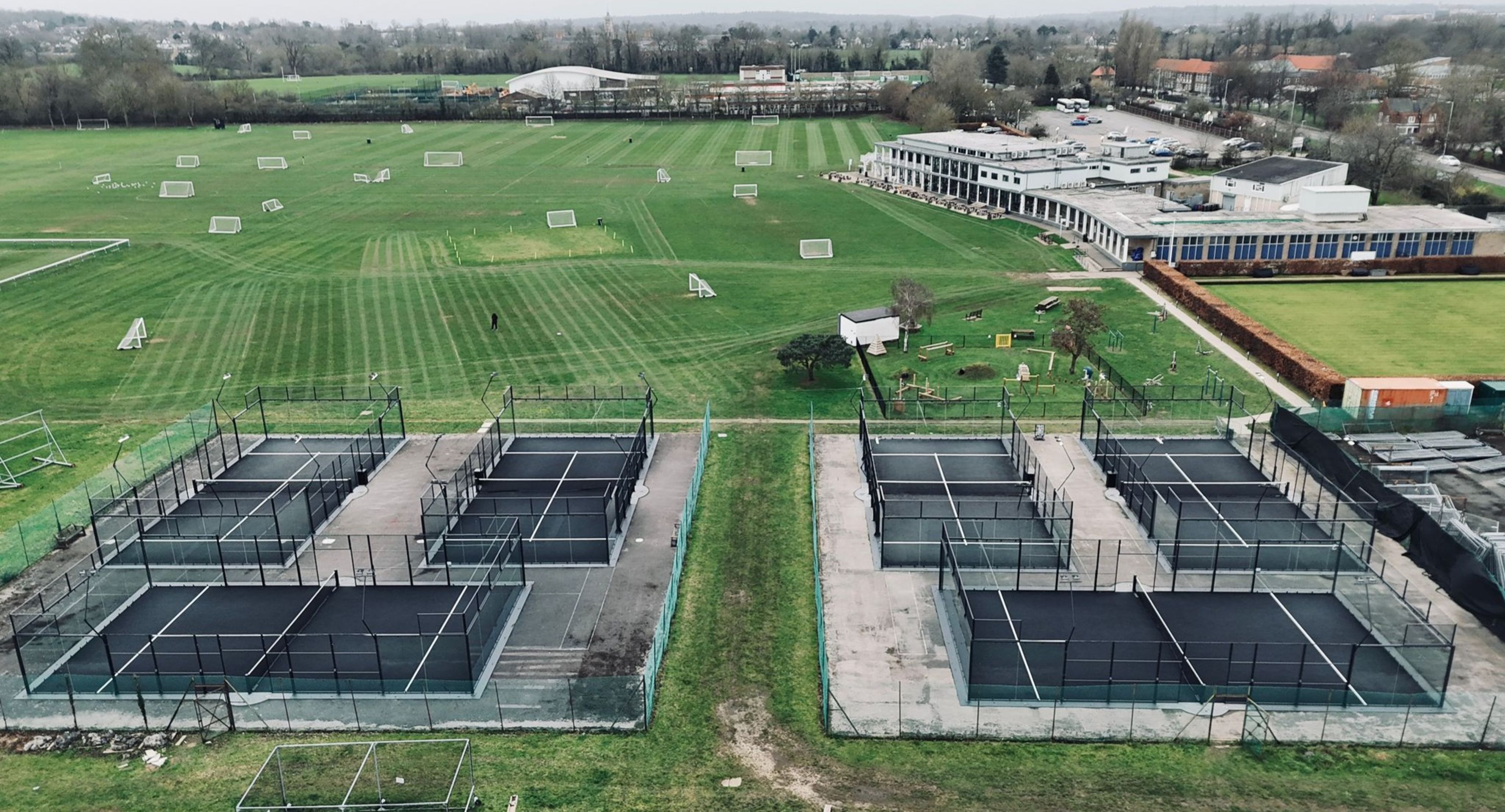 Padel Tree @ Metropolitan Bushey — photo 3