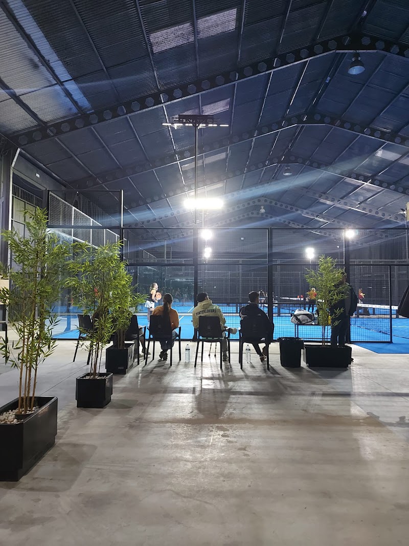 Lora Padel Indoor — photo 2