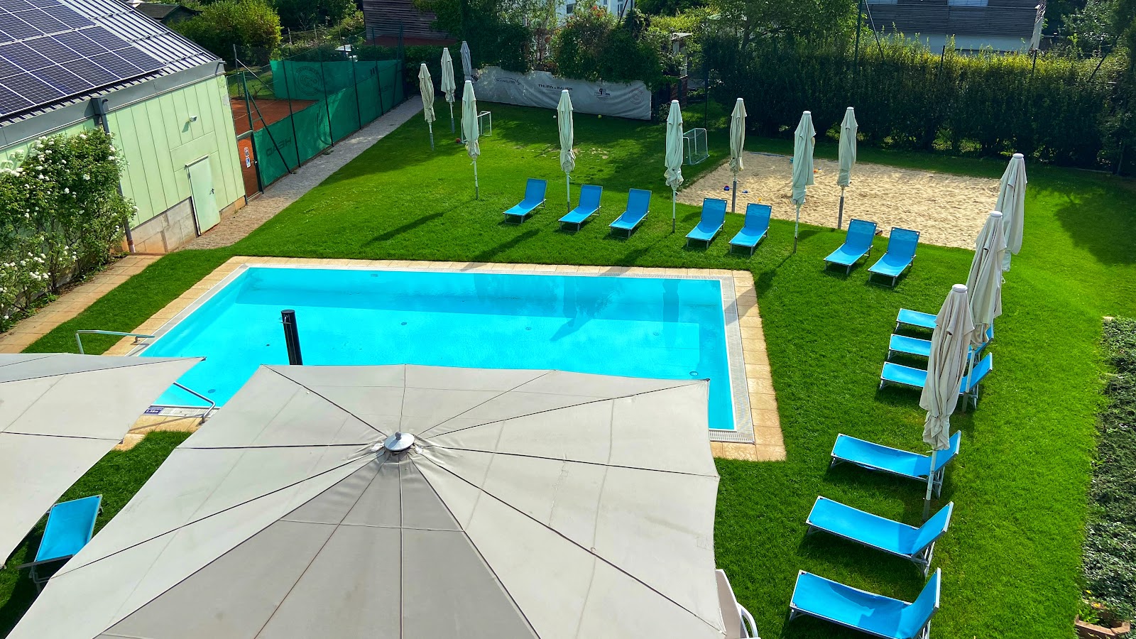 Colony Club - Tennisanlage auf der Pfarrwiese — photo 2