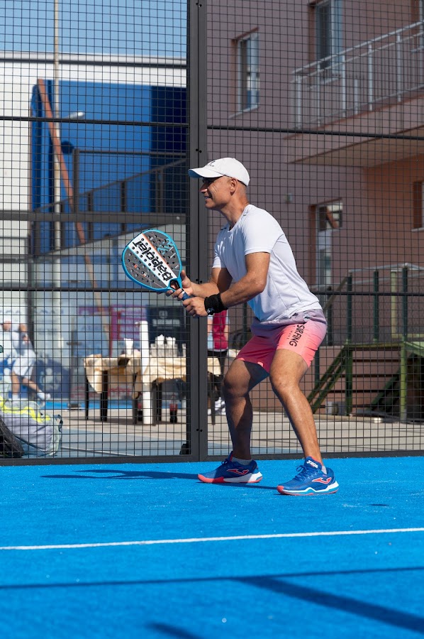 TOM TENNIS — photo 1