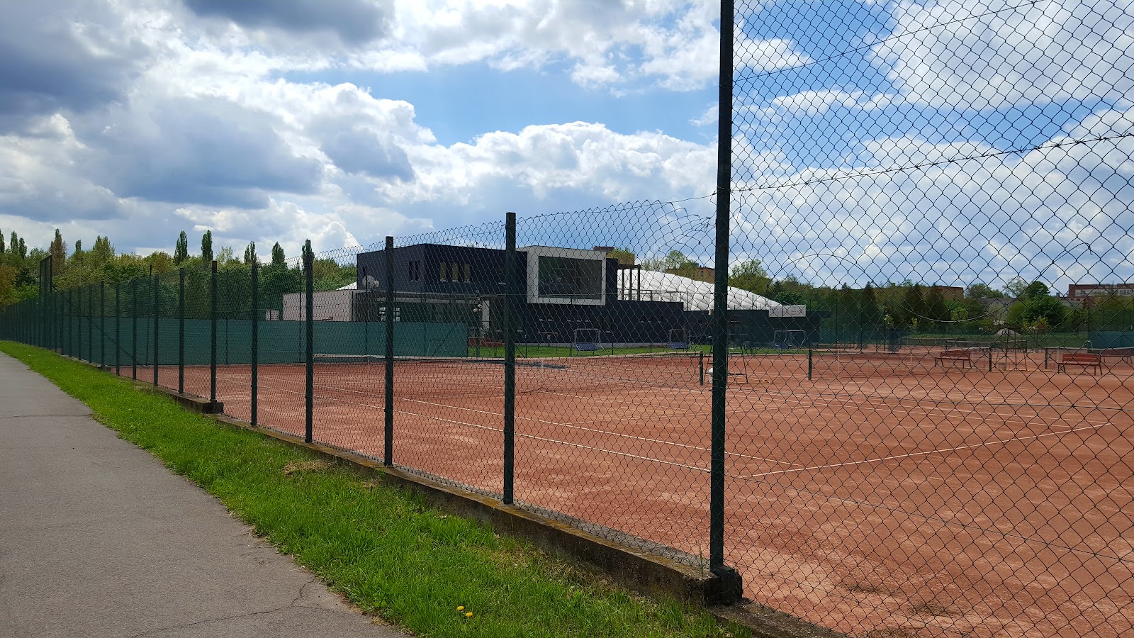 Pécsi Városi Tenisz Club — photo 2