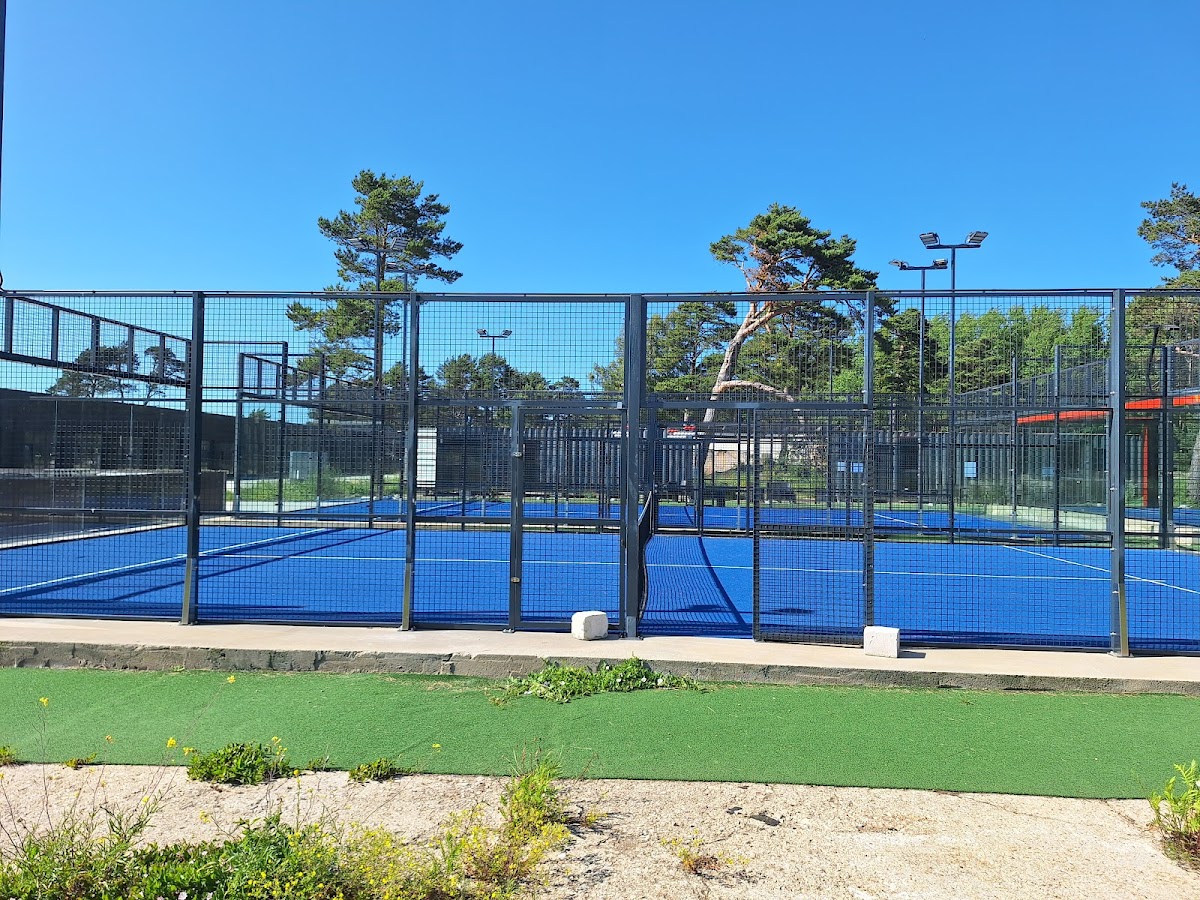 PADEL Liepāja - Parking here only — photo 2