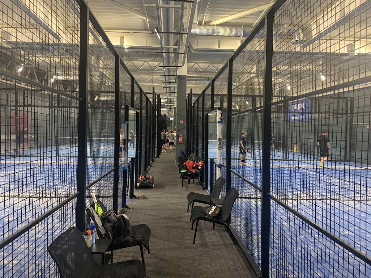 Padel tennis — photo 2
