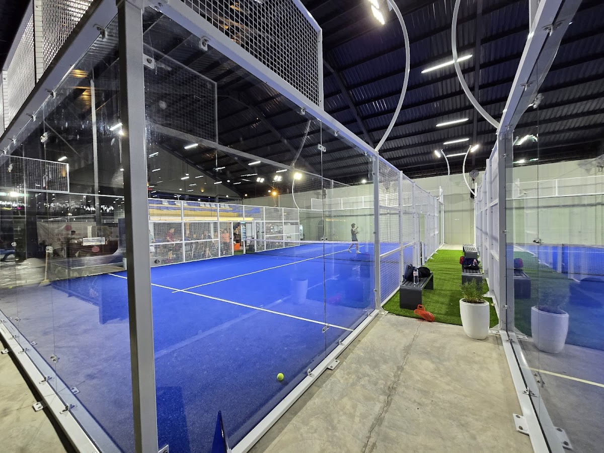 Kin Urban Ground Padel | Manhattan — photo 1