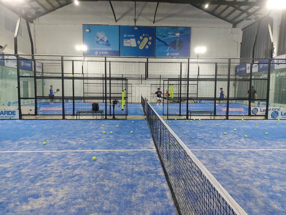 Play Padel Greenfield — photo 1