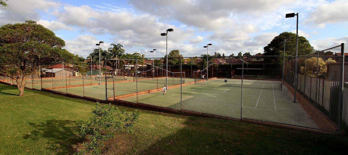 Croydon Tennis Centre — photo 1