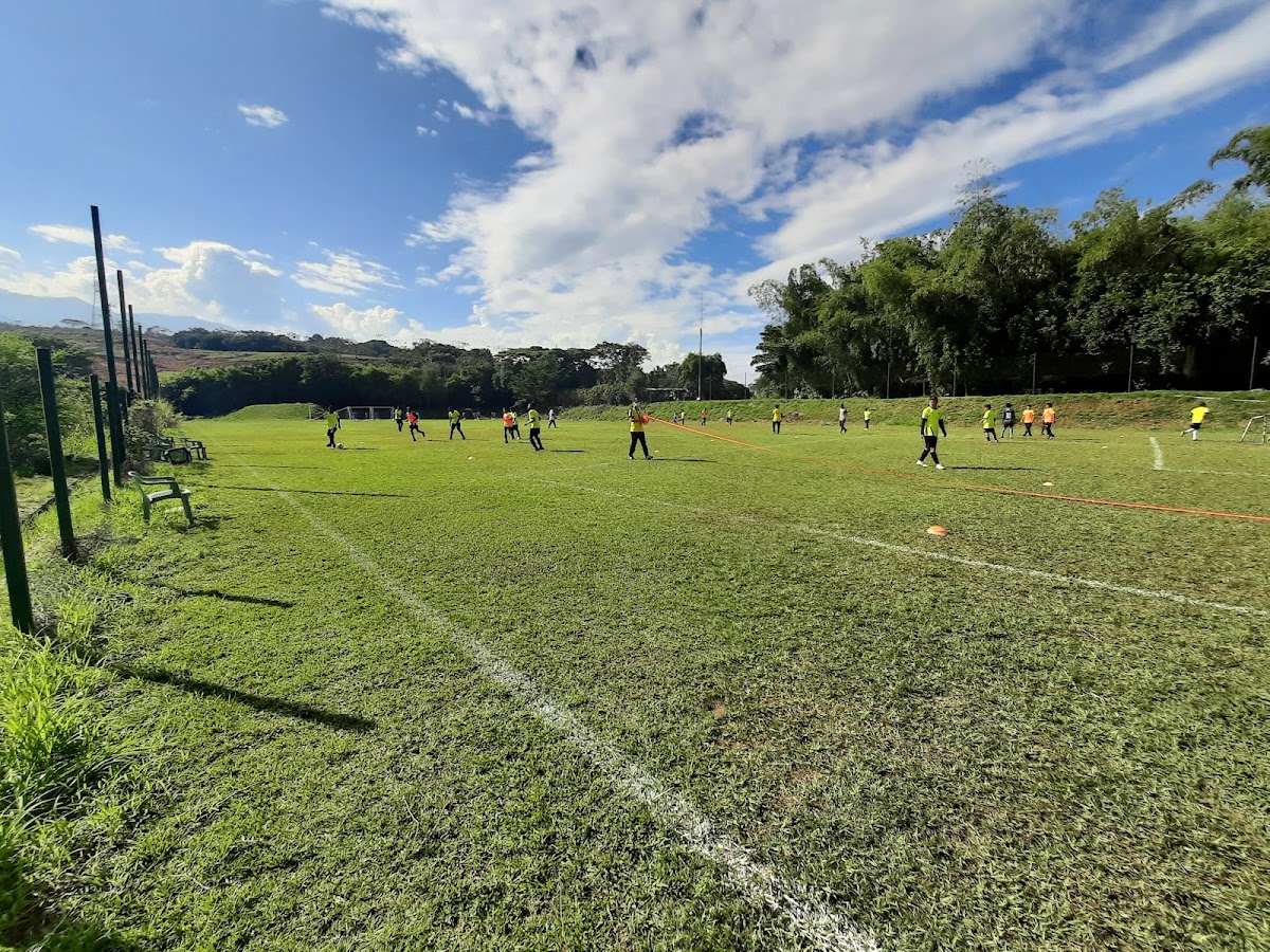 Cali Soccer Club - Pance — photo 1