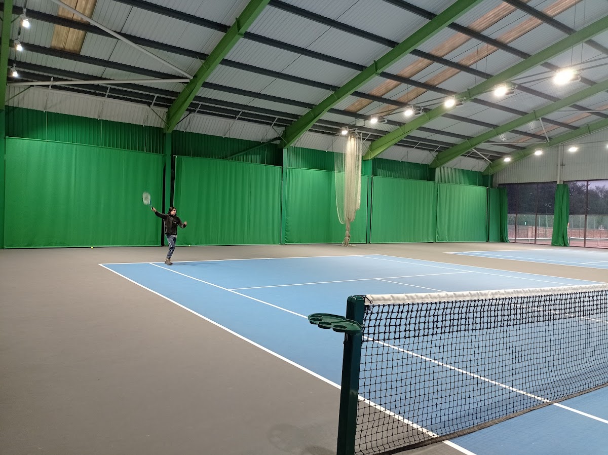 Hallamshire Tennis & Squash Club Ltd — photo 1