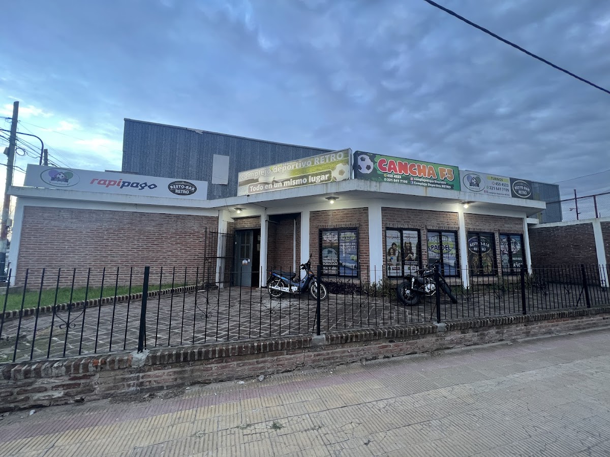 Complejo Deportivo RETRO — photo 2