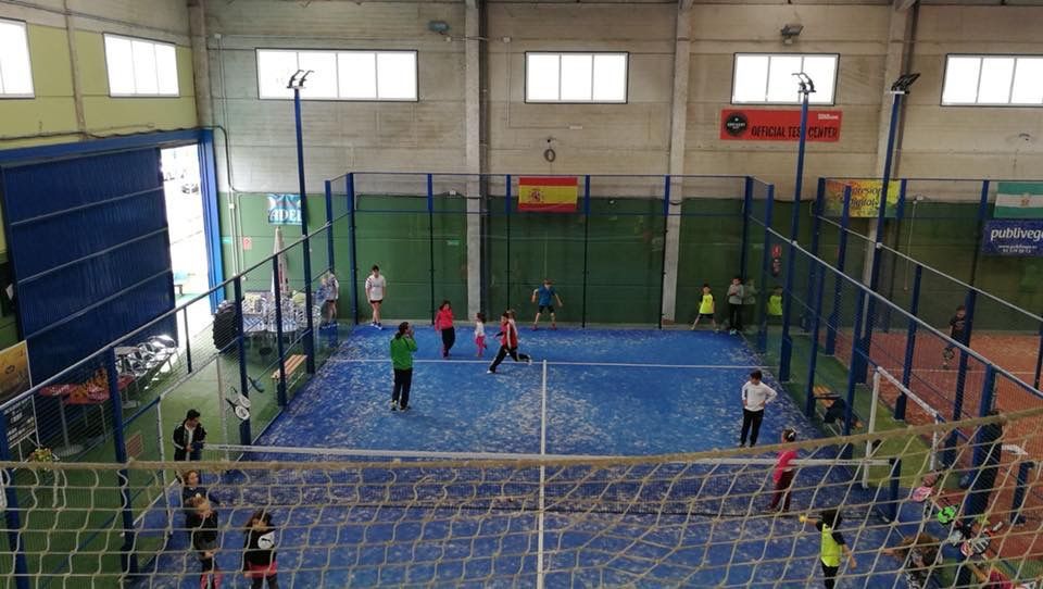 Santanas Padel & Fitness Indoor Club — photo 2