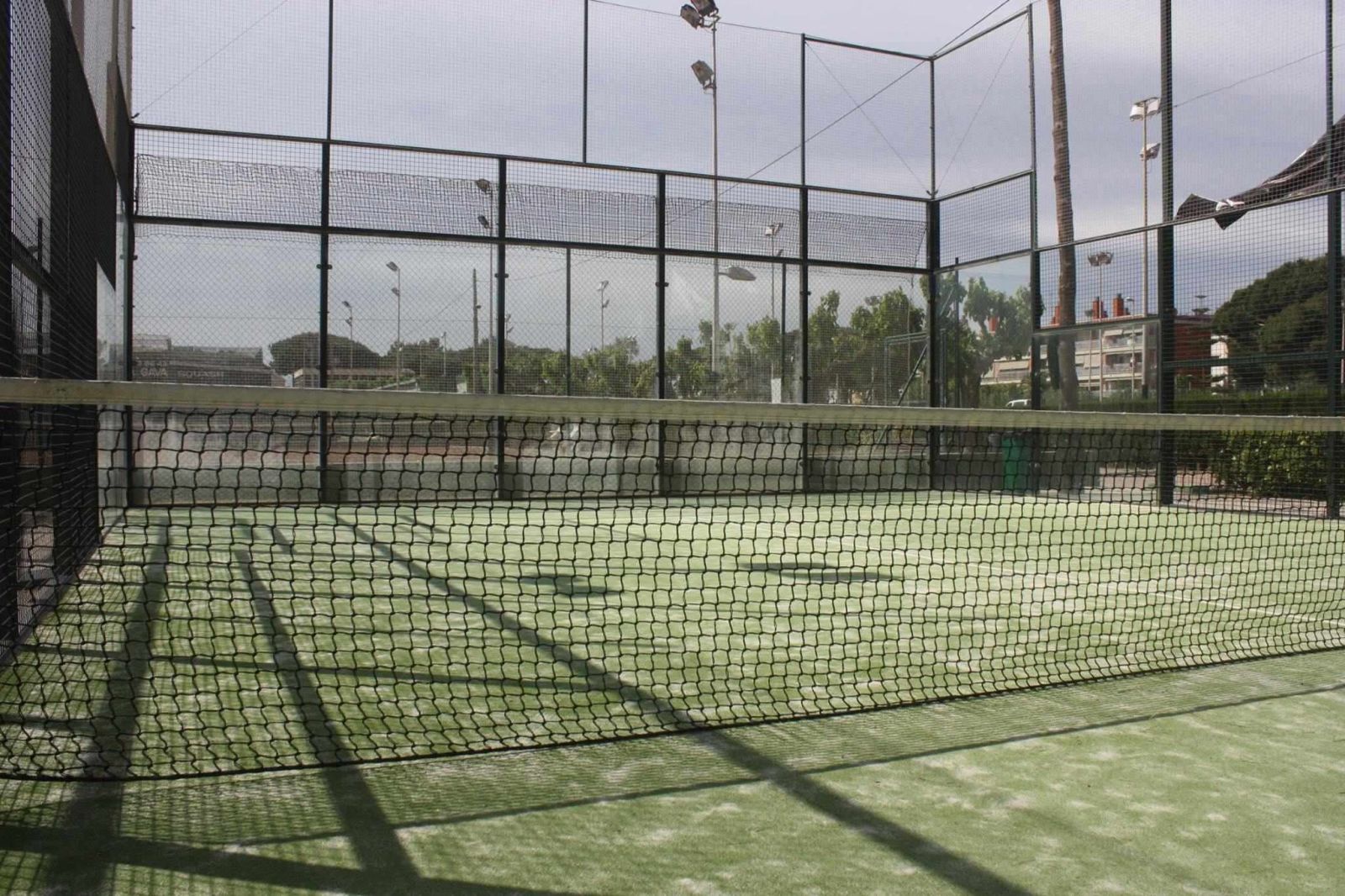 Tenis Pineda Gavà — photo 1