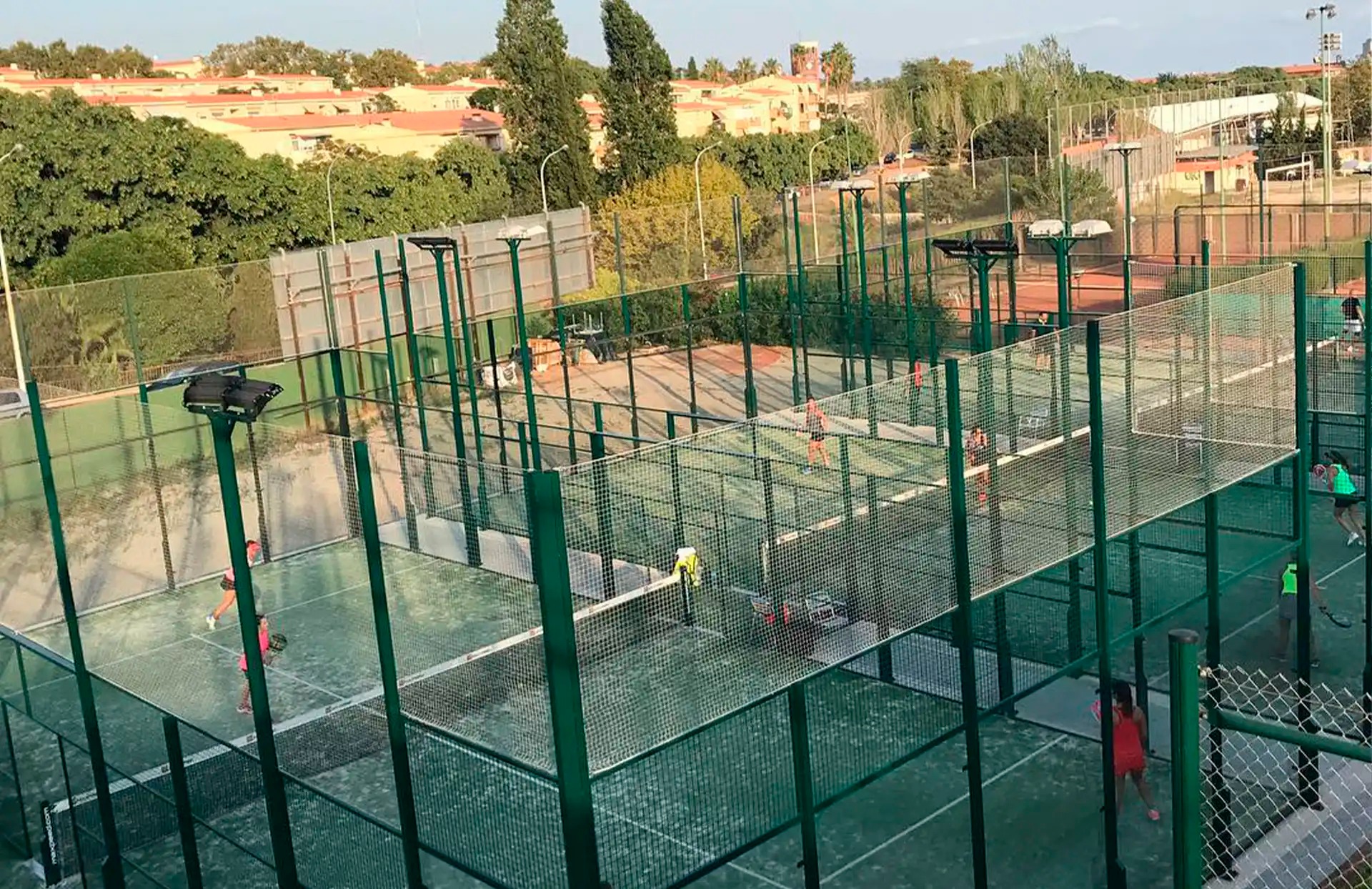 TENNIS CLUB BADALONA — photo 3