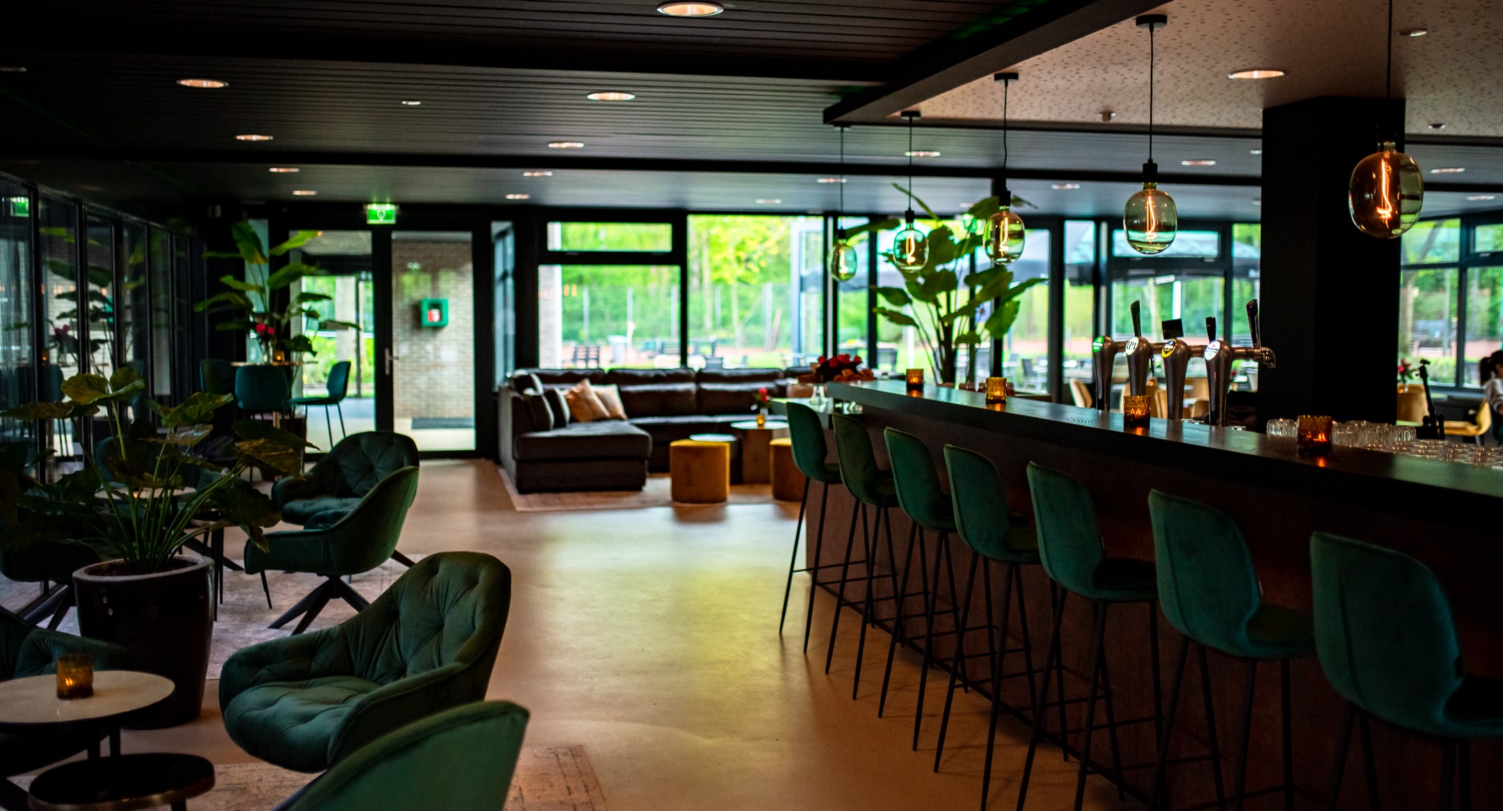 THE BUBBLE CLUB BLARICUM Premium Sports and Social Club — photo 1