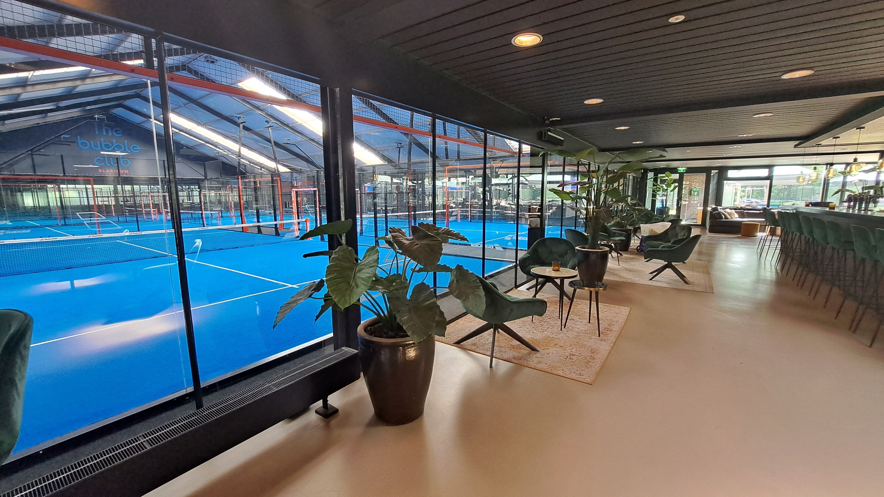 THE BUBBLE CLUB BLARICUM Premium Sports and Social Club — photo 4