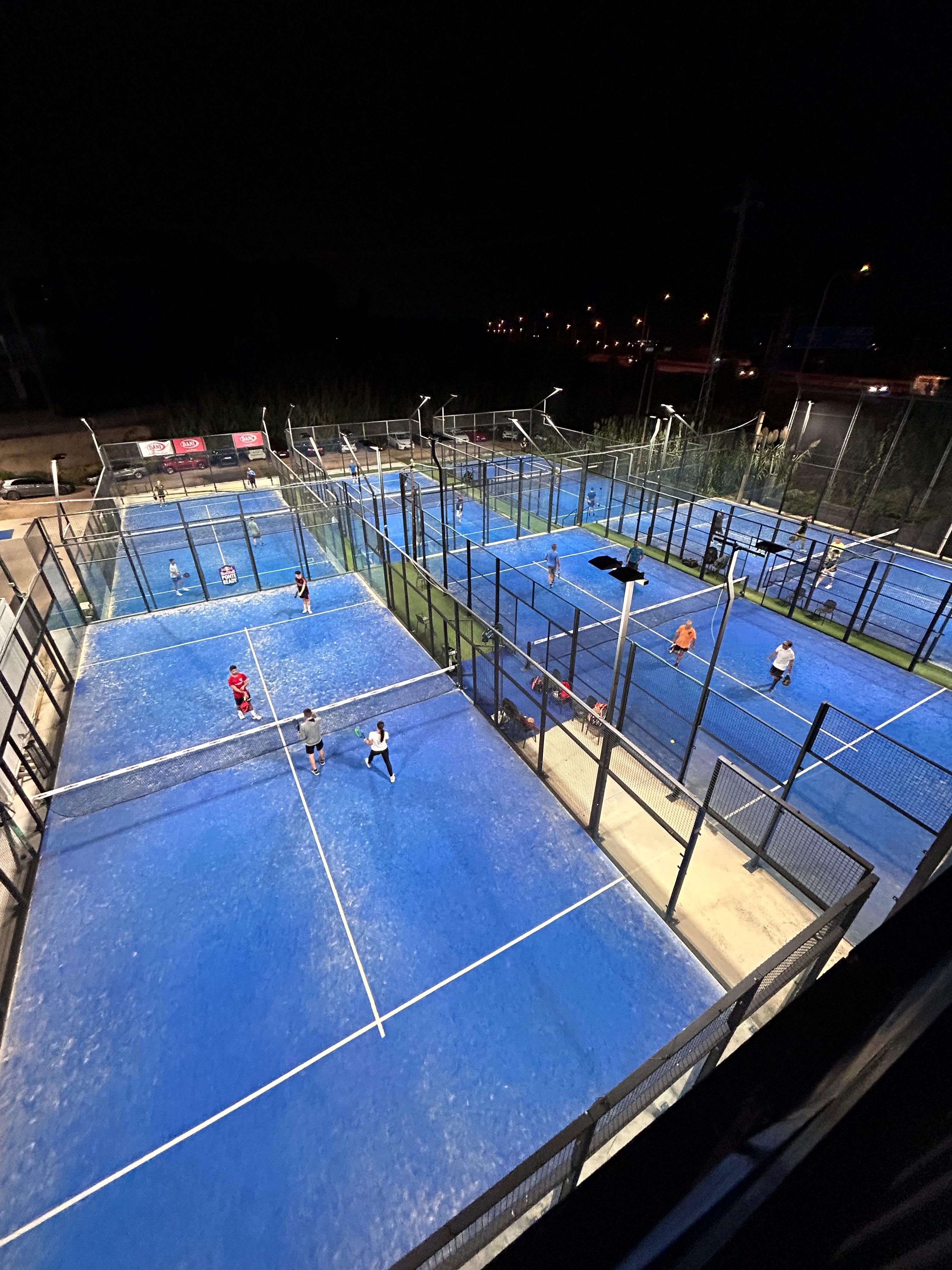 Wolf Padel Club Cabrils — photo 3